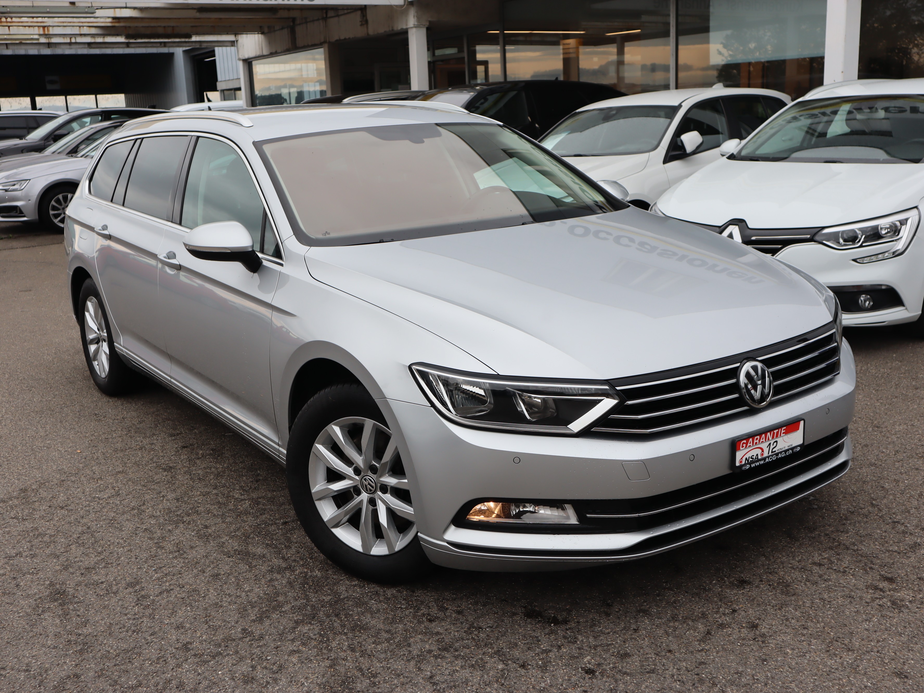 VW Passat Variant 2.0 TDI BMT Comfortline DSG ** Gr-Navi ** RF-Kamera ** Abstandsregelsysteme ** Frisch Ab MFK & Service **