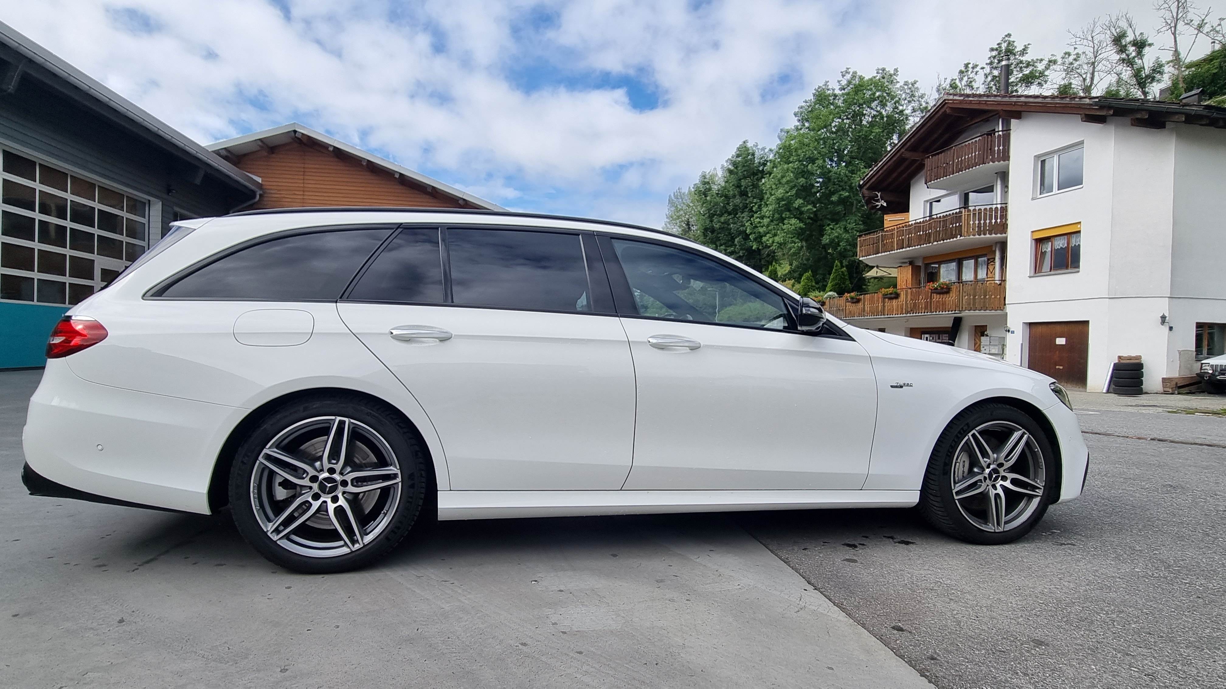 MERCEDES-BENZ E 53 AMG 4Matic 9G-Tronic