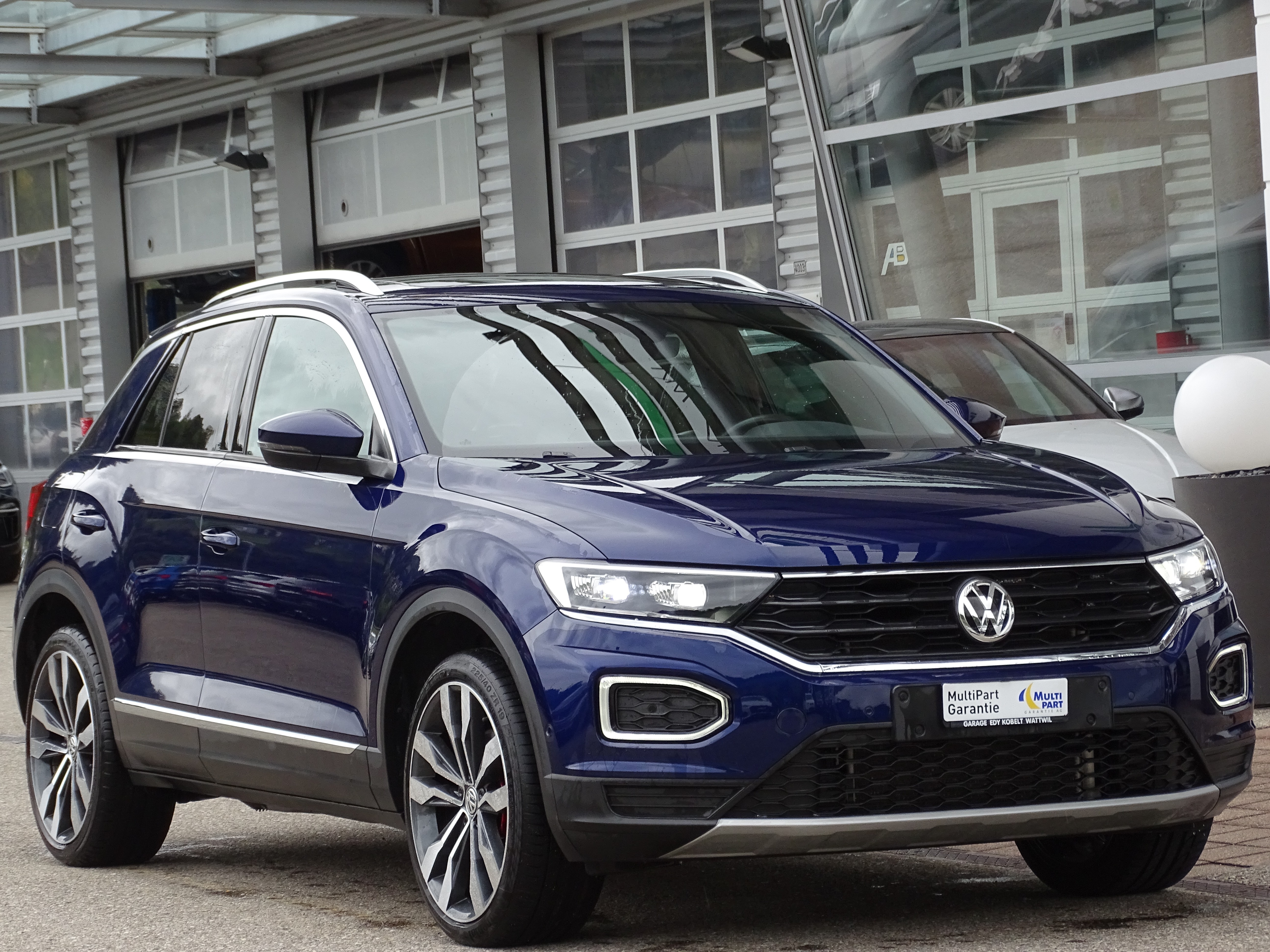 VW T-Roc 2.0 TSI Sport DSG 4Motion**Panorama**AHK**