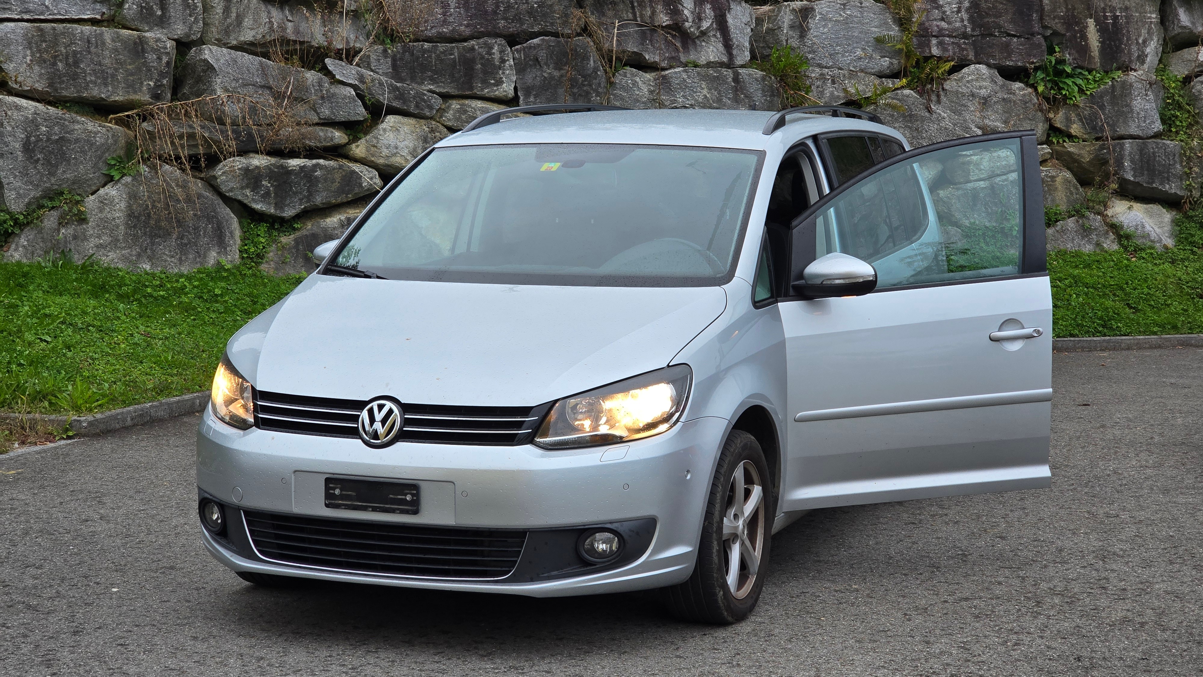 VW Touran 1.6 TDI Trendline DSG