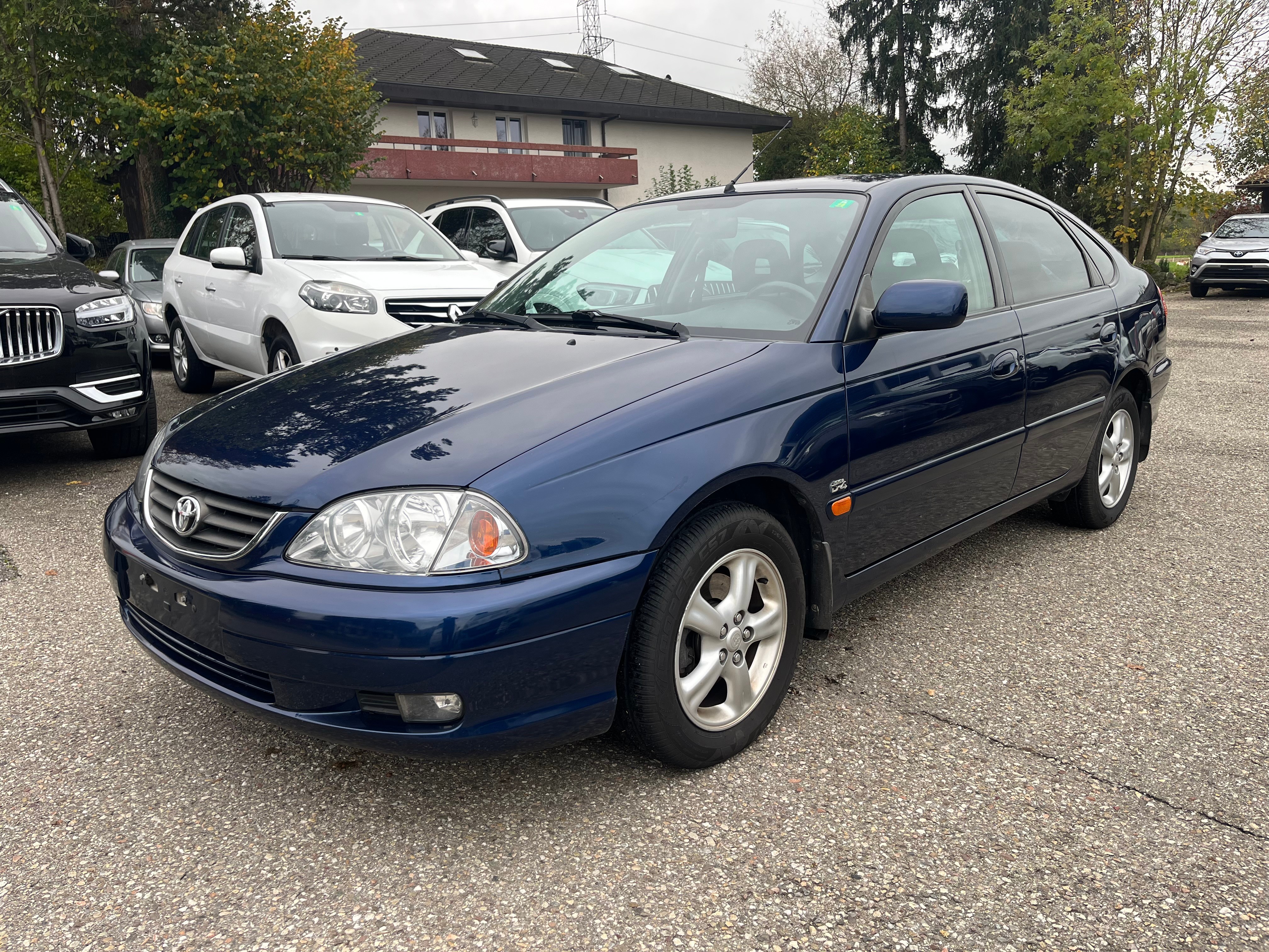 TOYOTA Avensis 2.0 VVT-i Linea Sol Plus Liftback