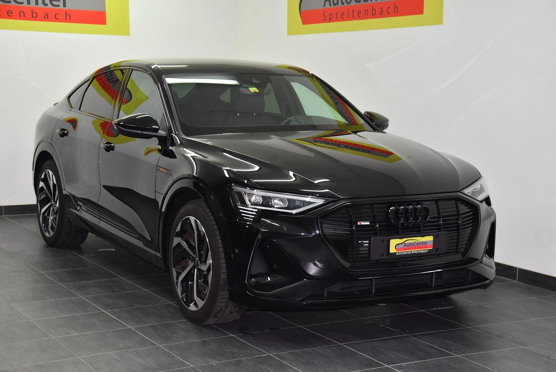 AUDI e-tron 55 Sportback S Line Black Edition quattro