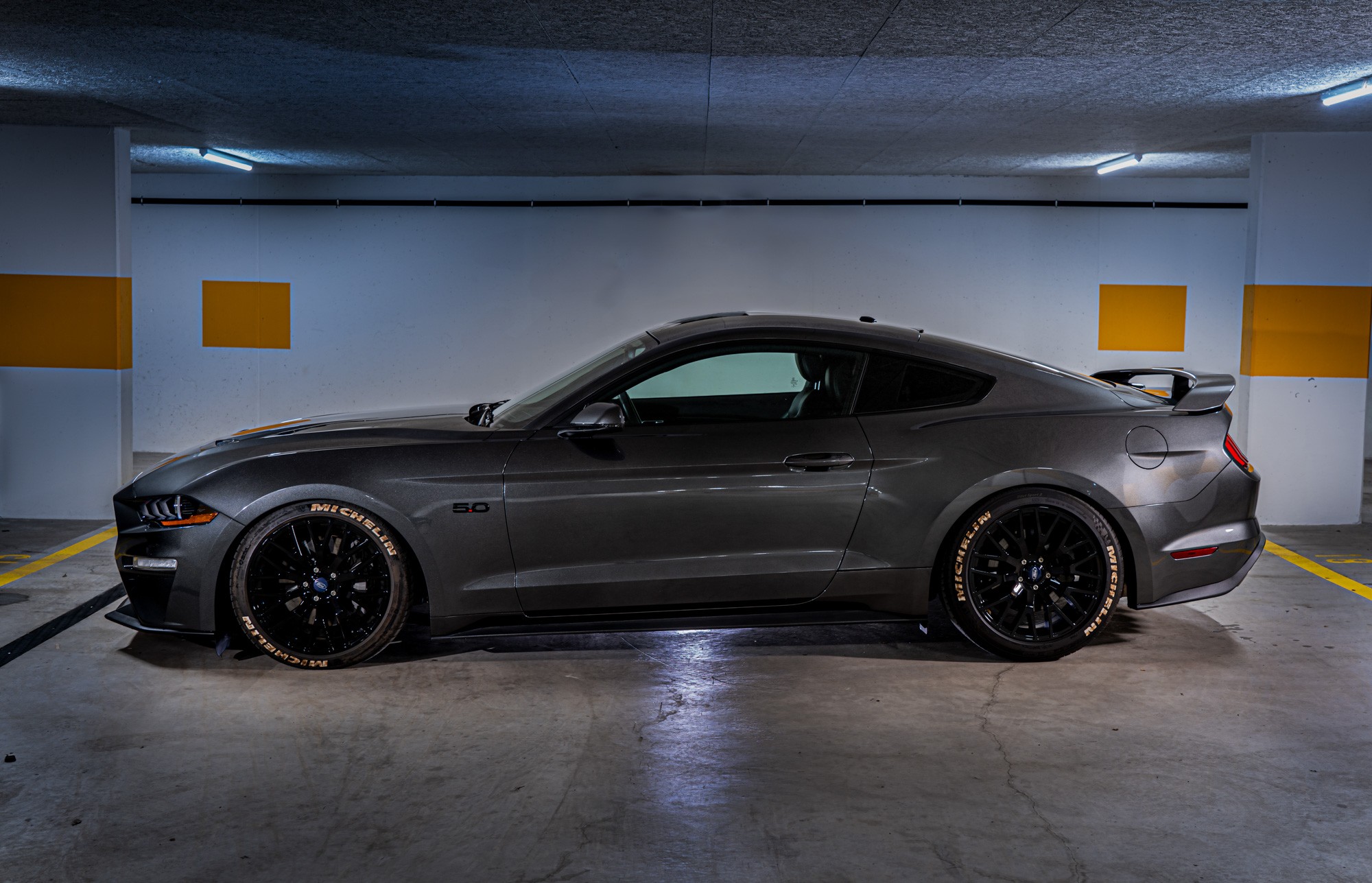 FORD Mustang Fastback 5.0 V8 GT 55