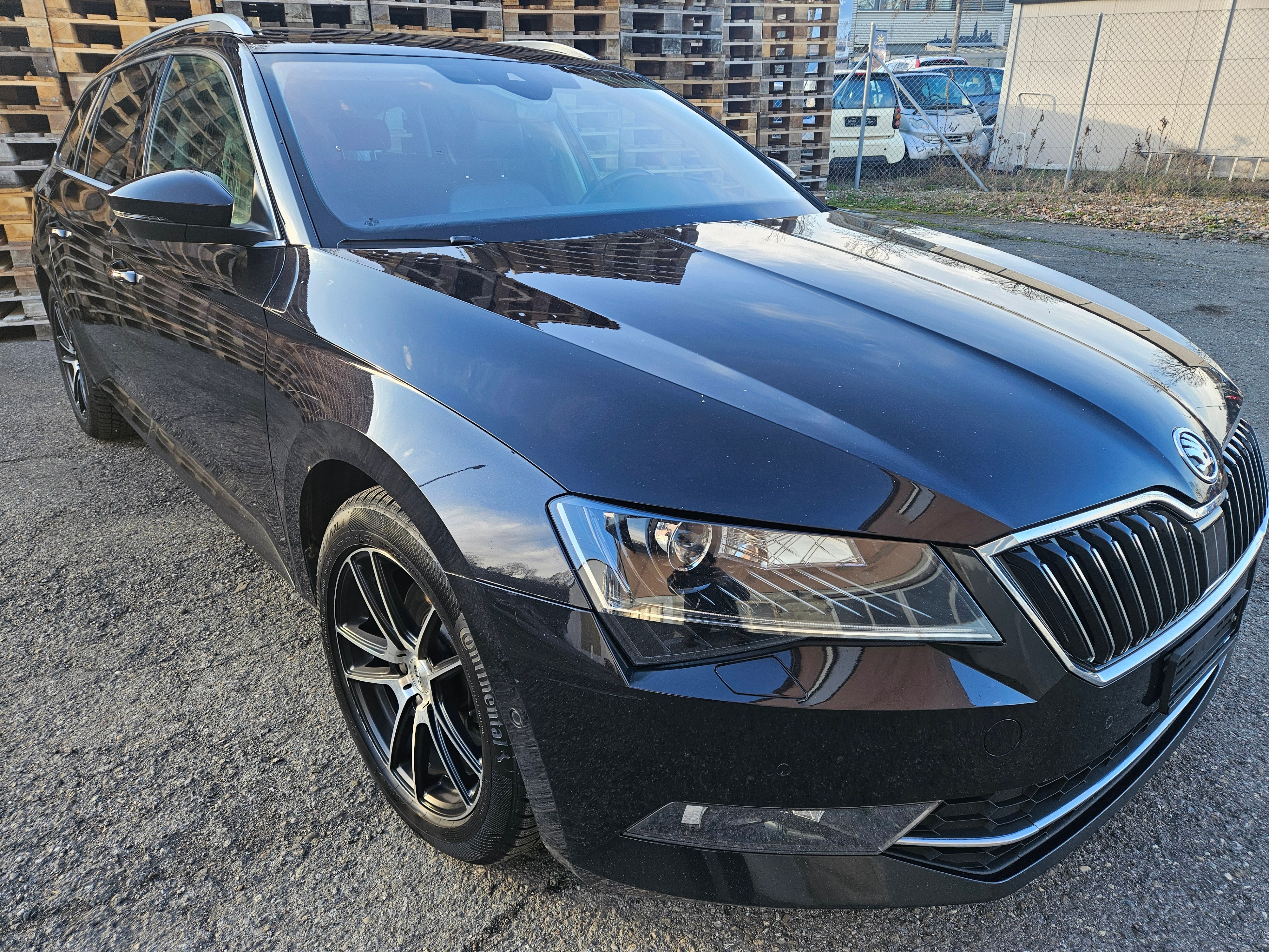 SKODA Superb Combi 2.0 TDi L&K 4x4 DSG