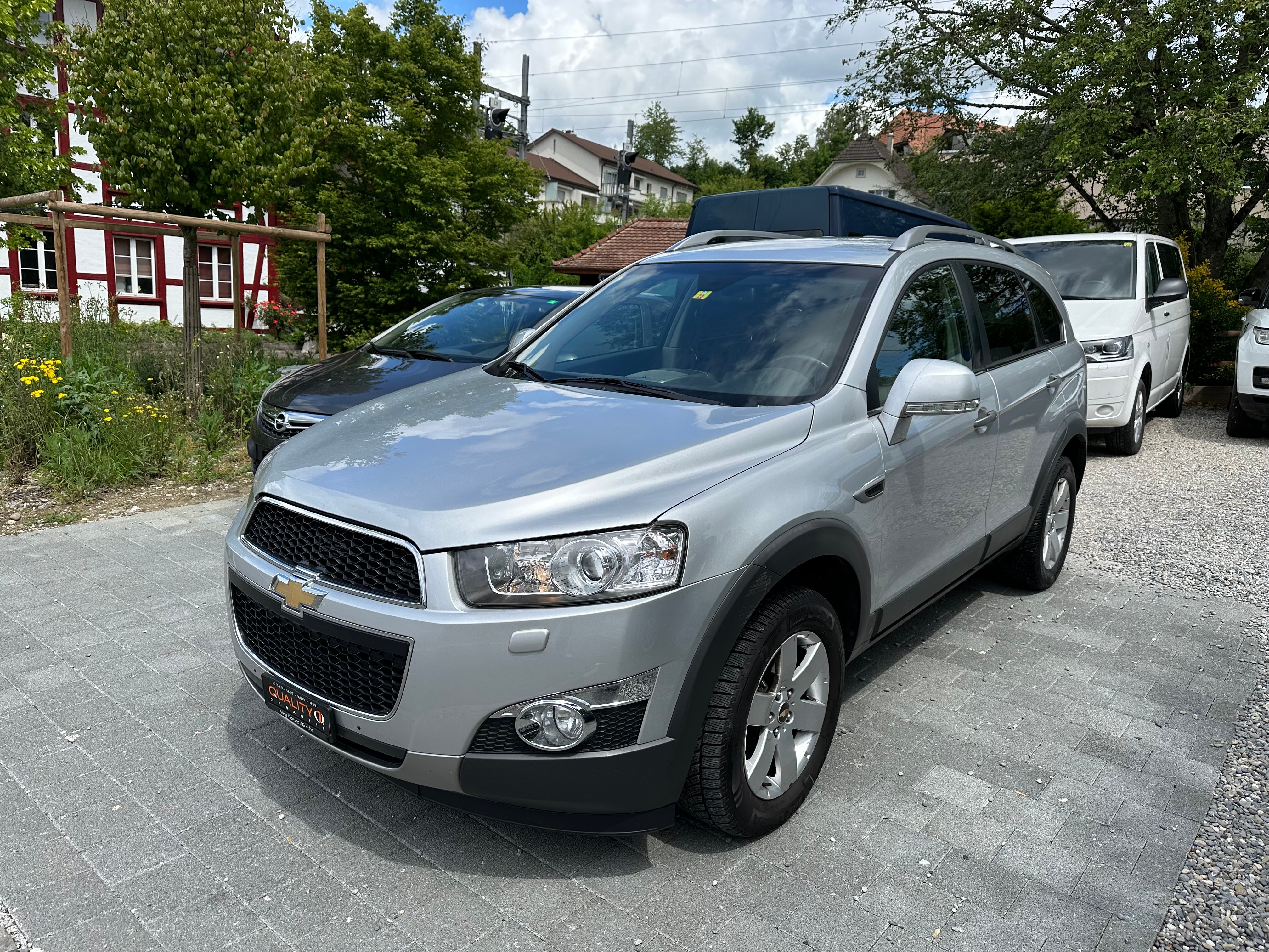 CHEVROLET Captiva 2.2 VCDi Louis Edition 4WD Automatic