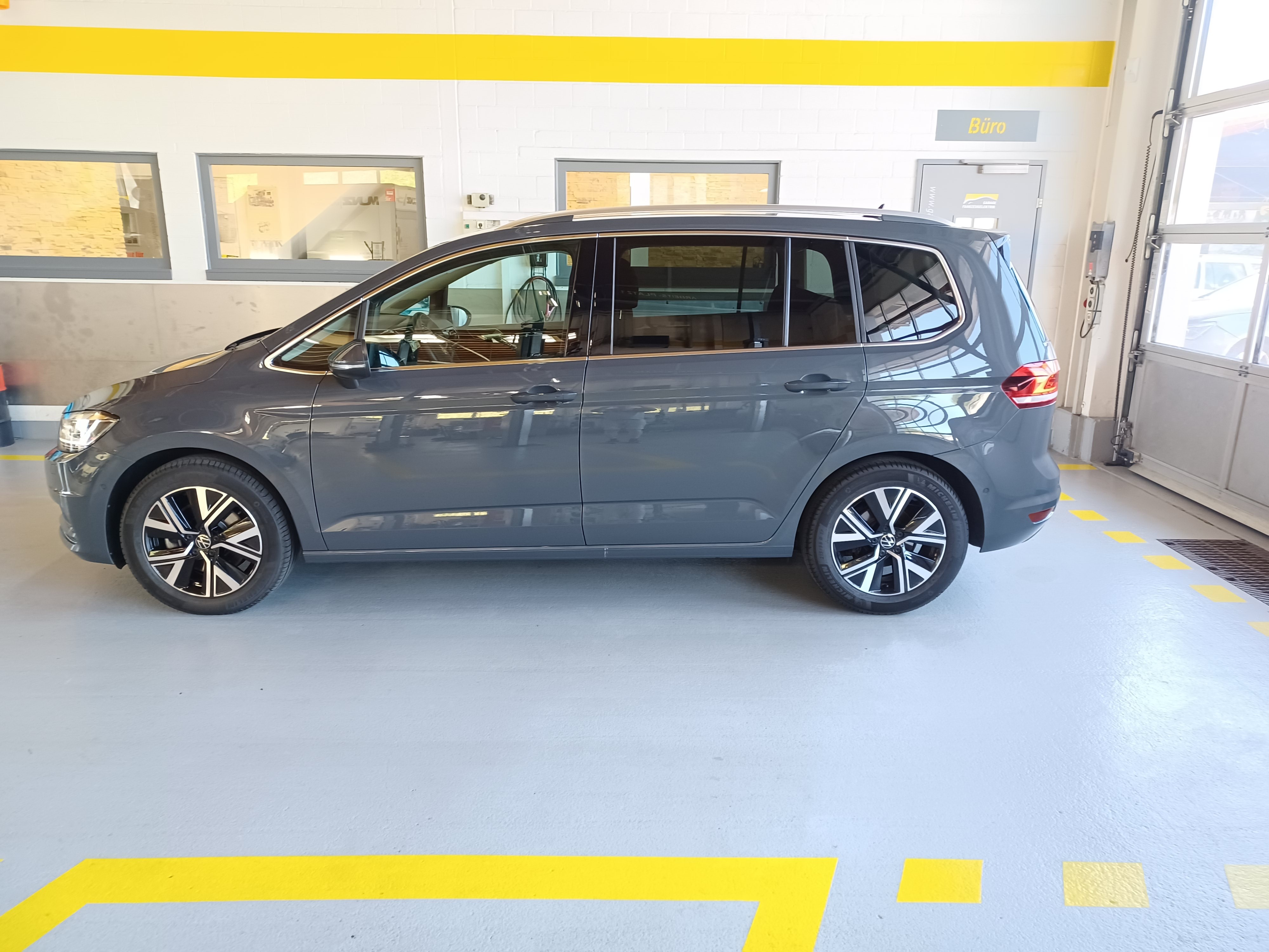 VW Touran 2.0 TDI BlueMotion Technology Highline DSG