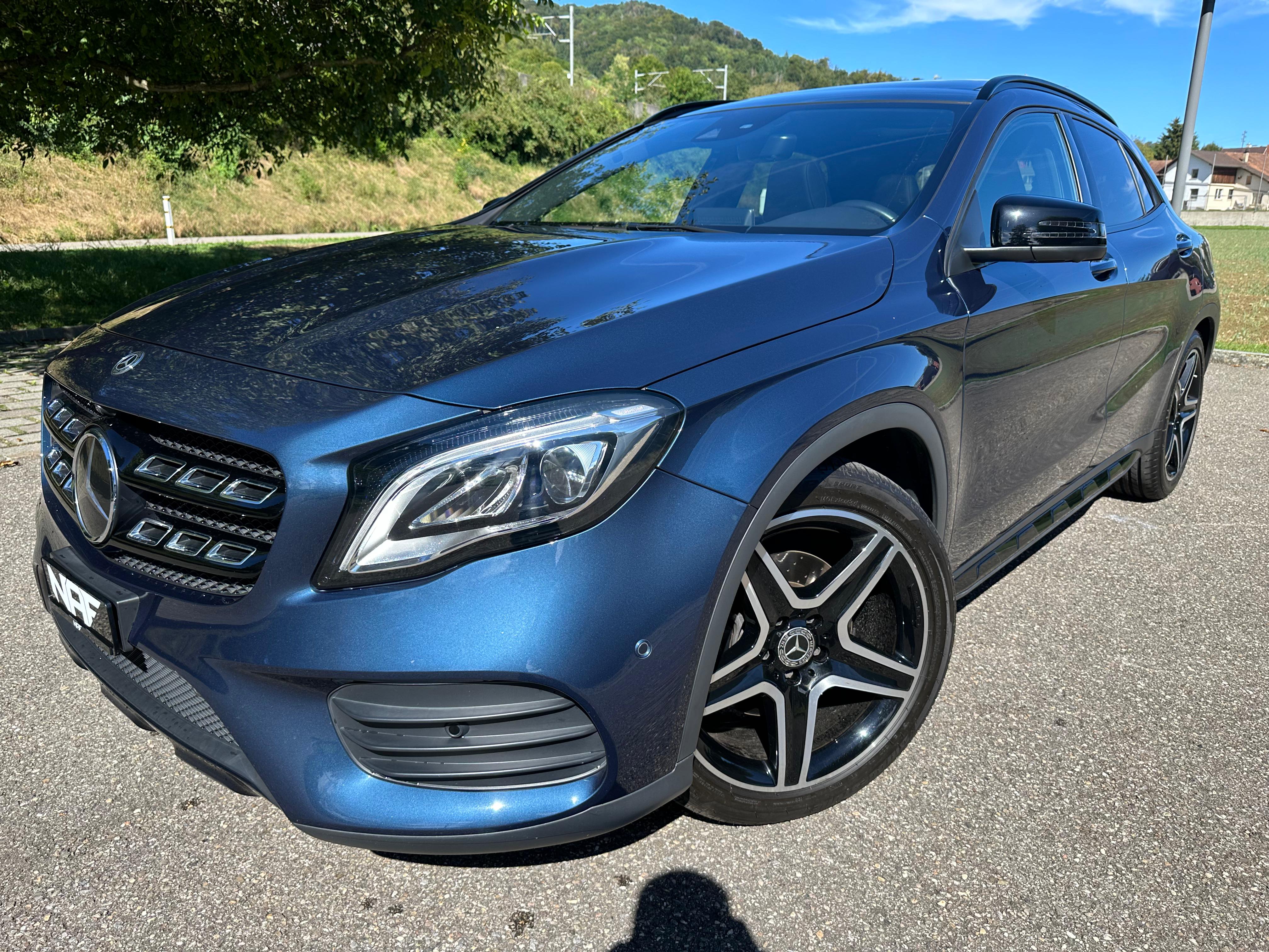 MERCEDES-BENZ GLA 220 AMG Line 4Matic 7G-DCT