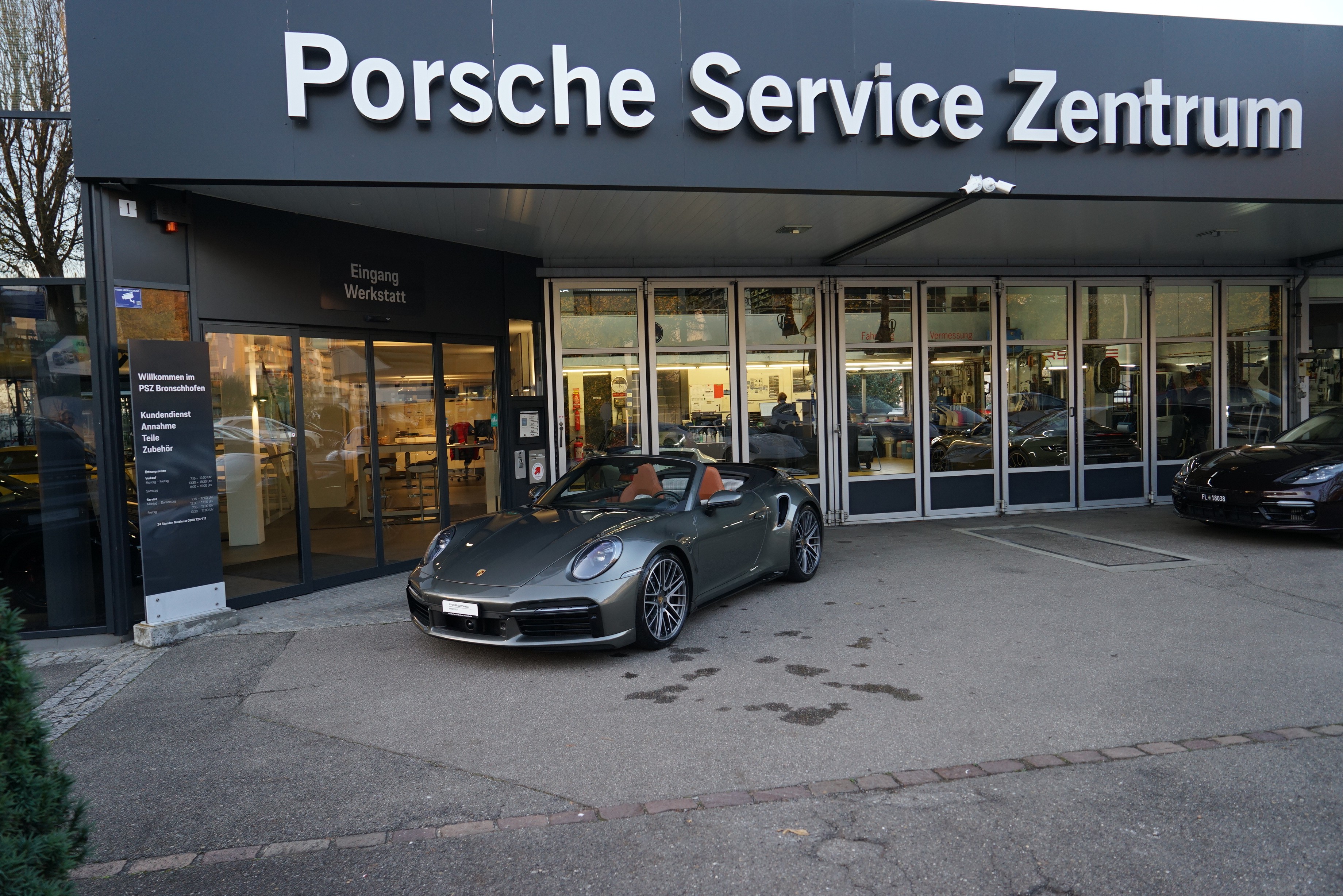 PORSCHE 911 Turbo S Cabriolet PDK