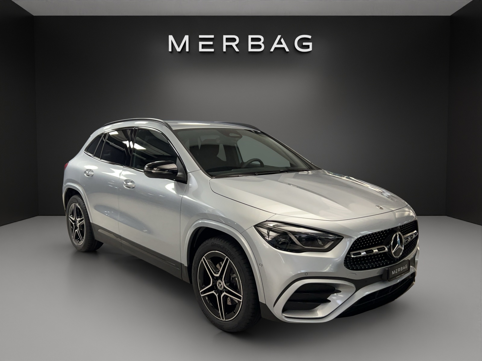 MERCEDES-BENZ GLA 220d 4M Swiss Star