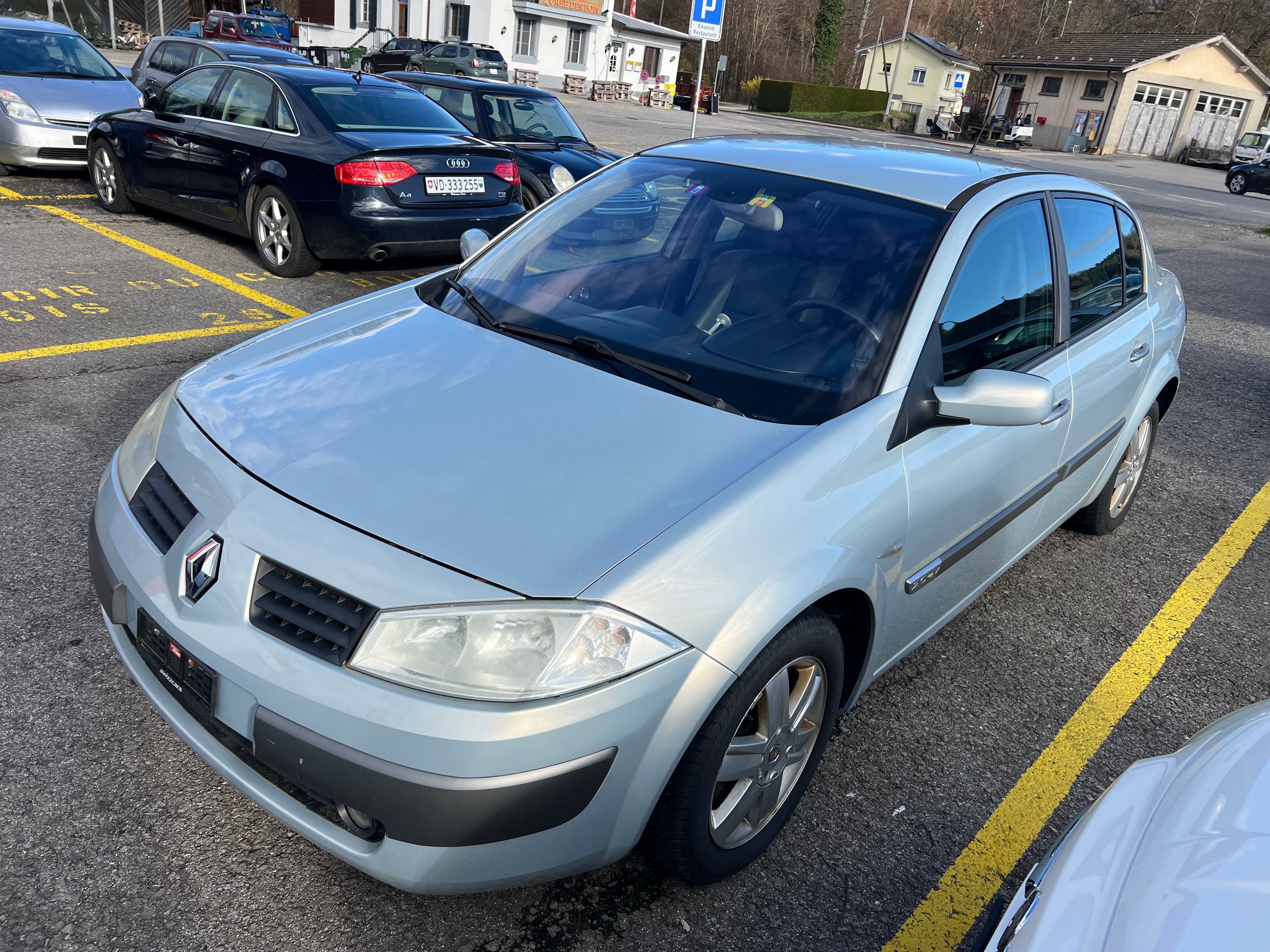 RENAULT MEGANE