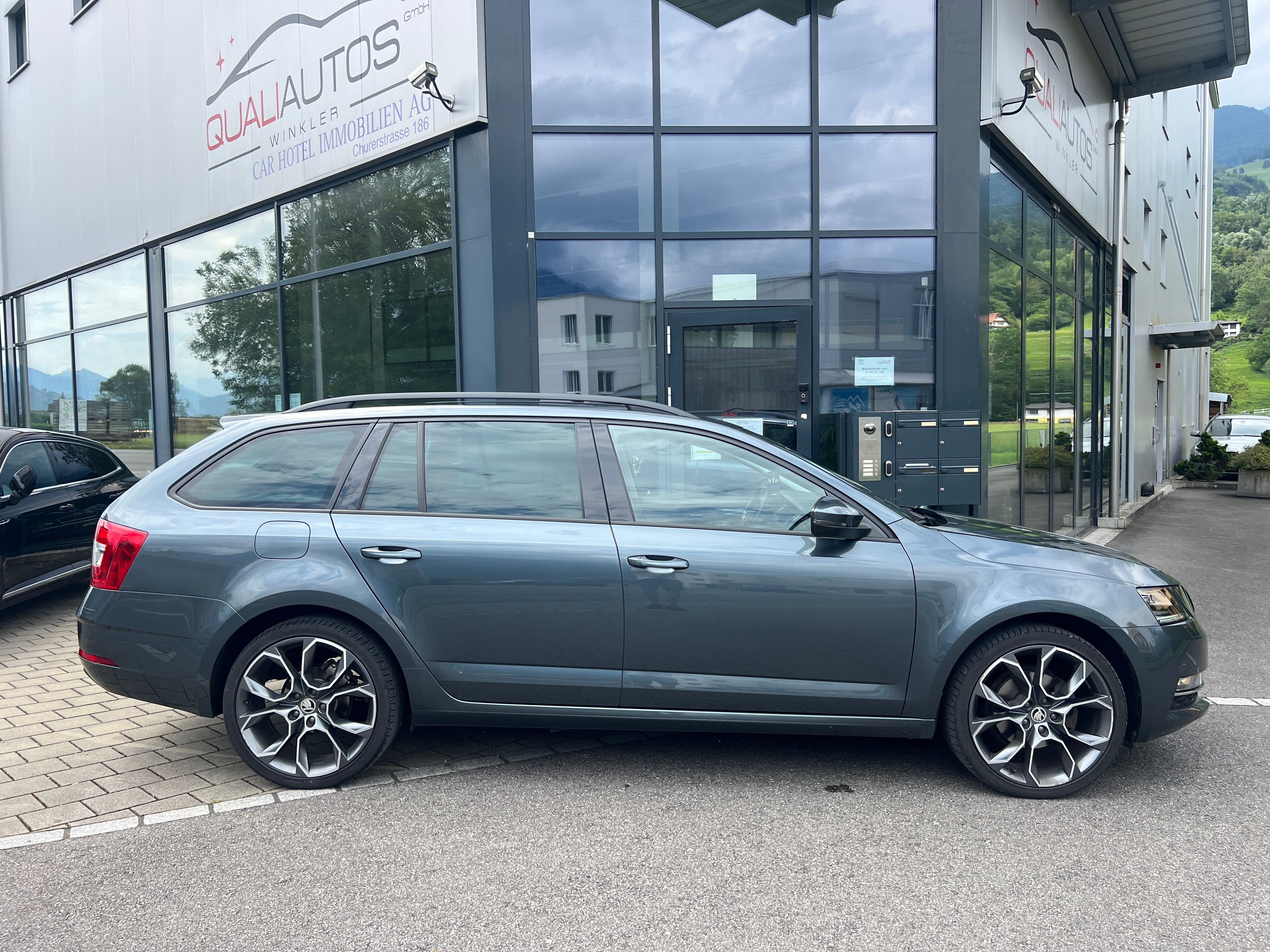 SKODA Octavia Combi 2.0 TDI Style DSG