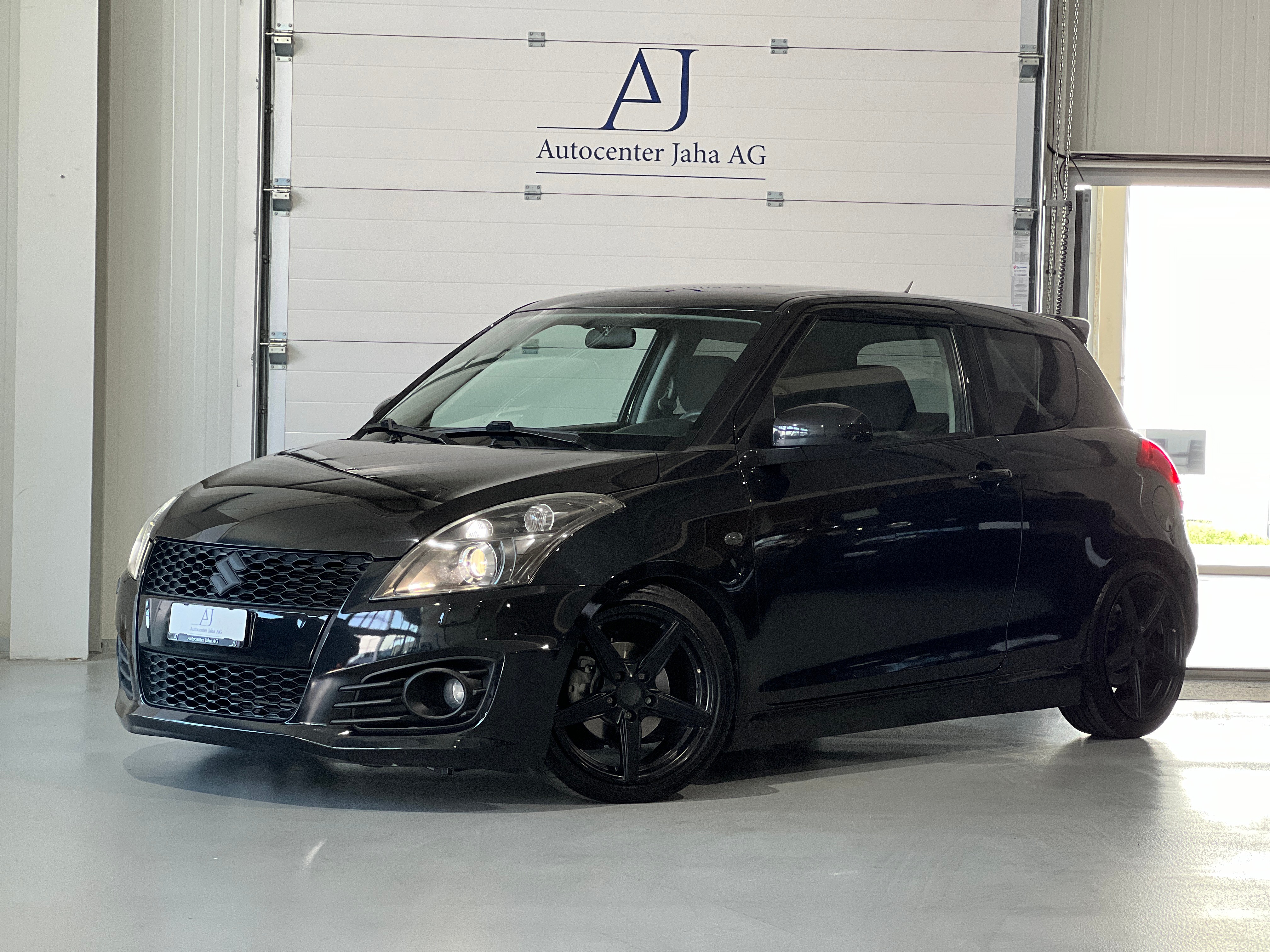 SUZUKI Swift 1.6i 16V Sport