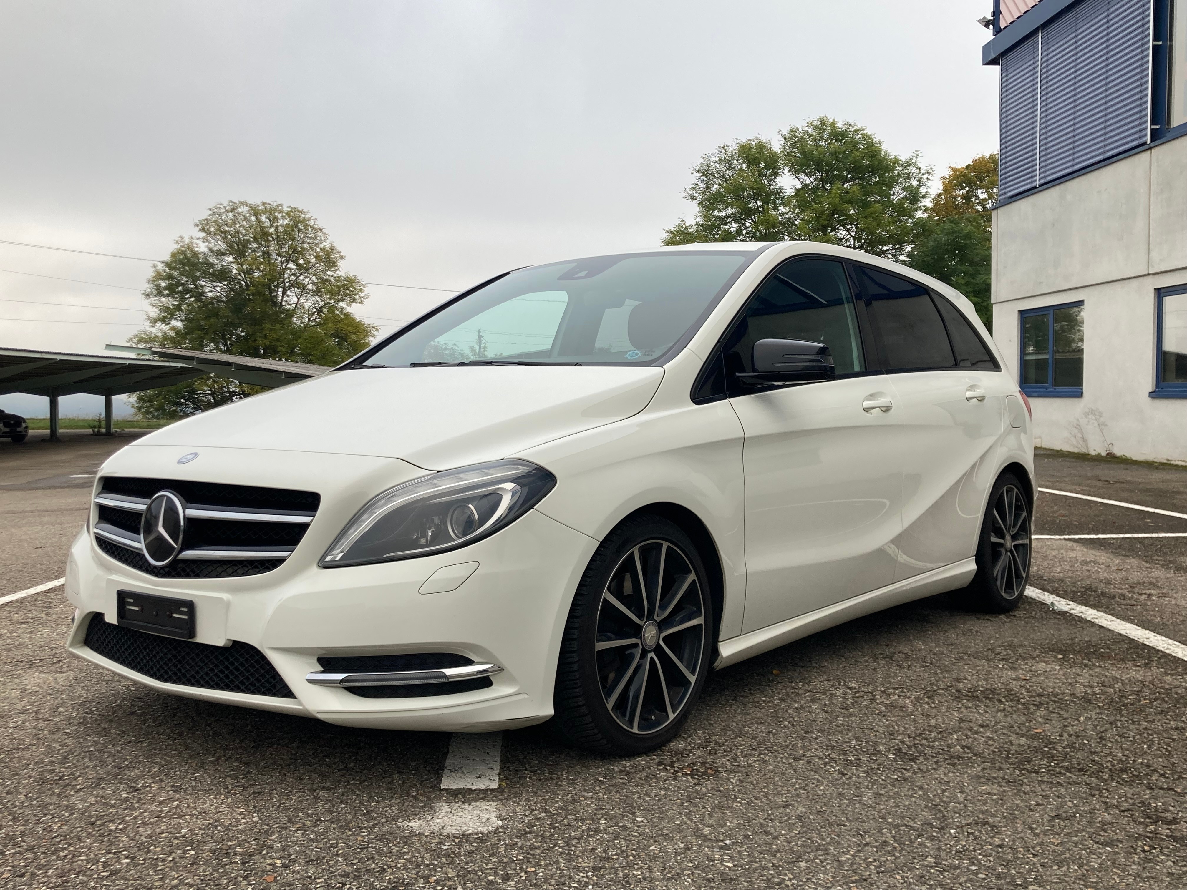 MERCEDES-BENZ B 250 7G-DCT