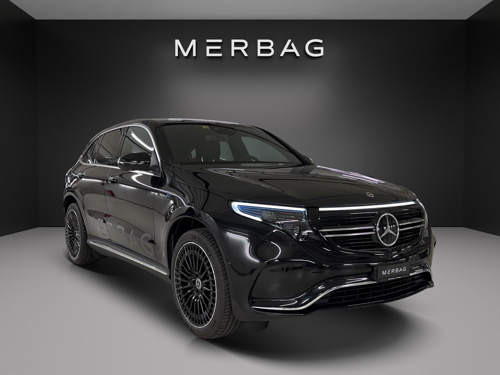 MERCEDES-BENZ EQC 400 AMG Line 4Matic