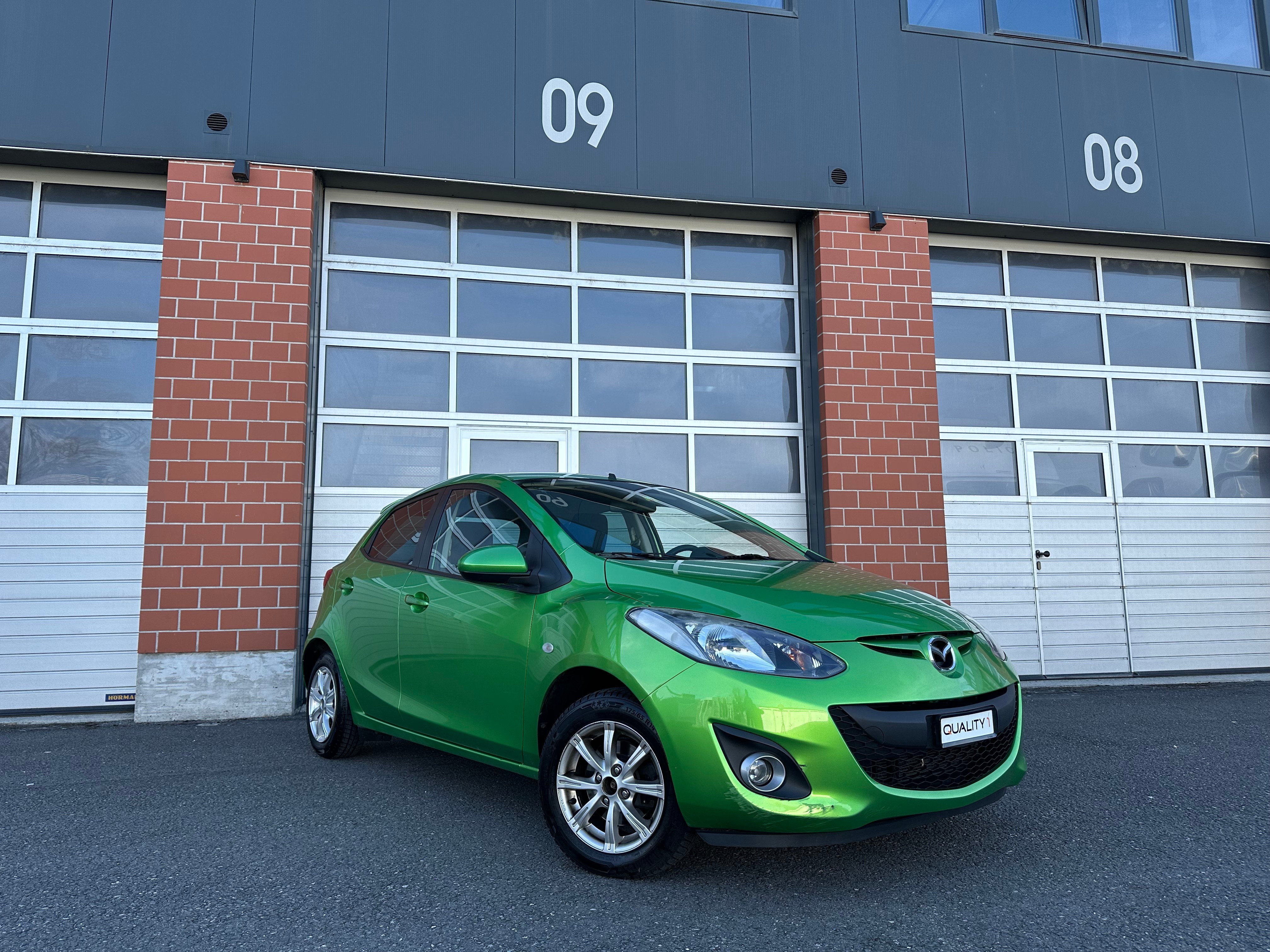 MAZDA 2 1.3i 16V Exclusive