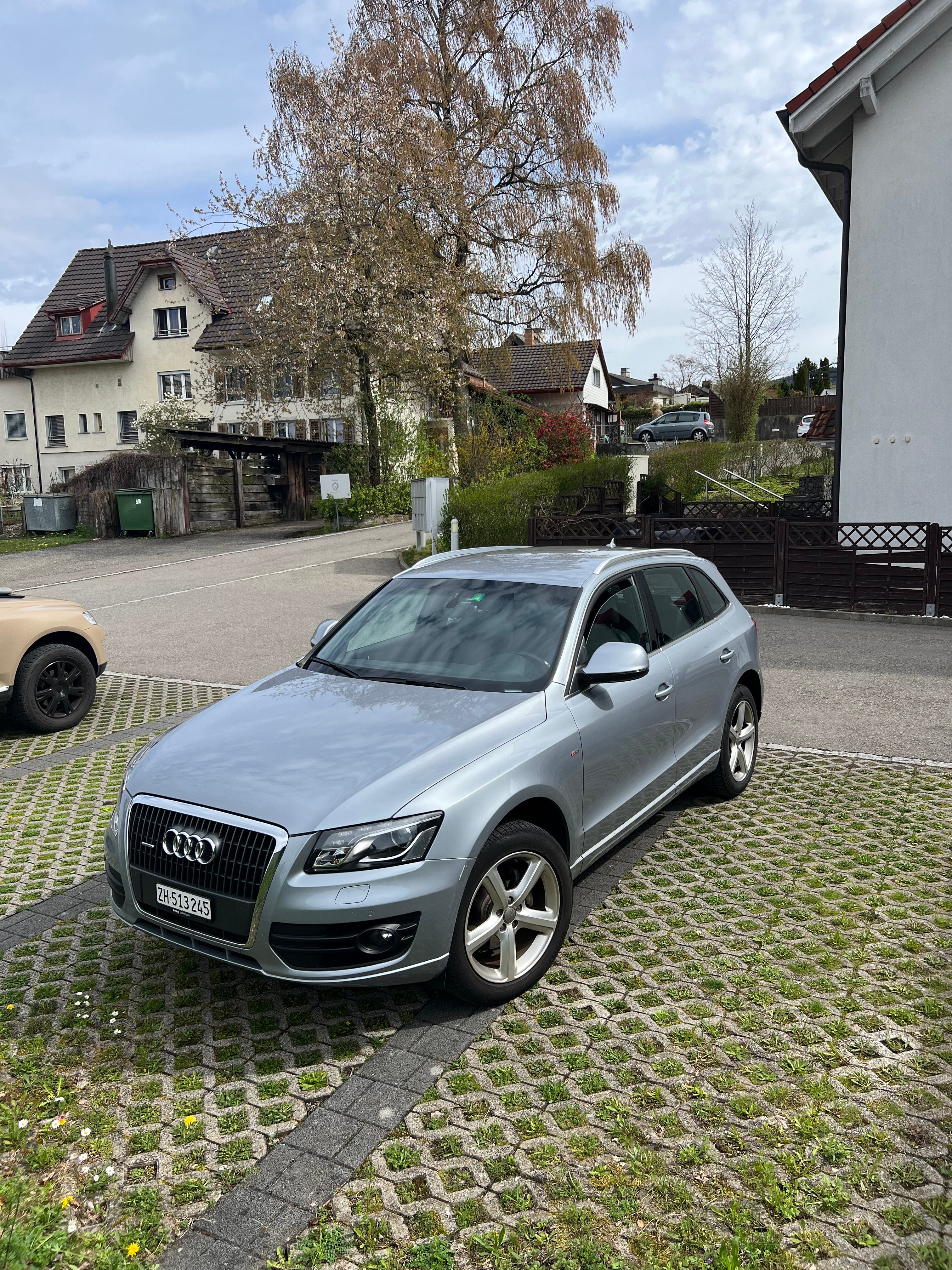 AUDI Q5 2.0 TFSI quattro S-tronic