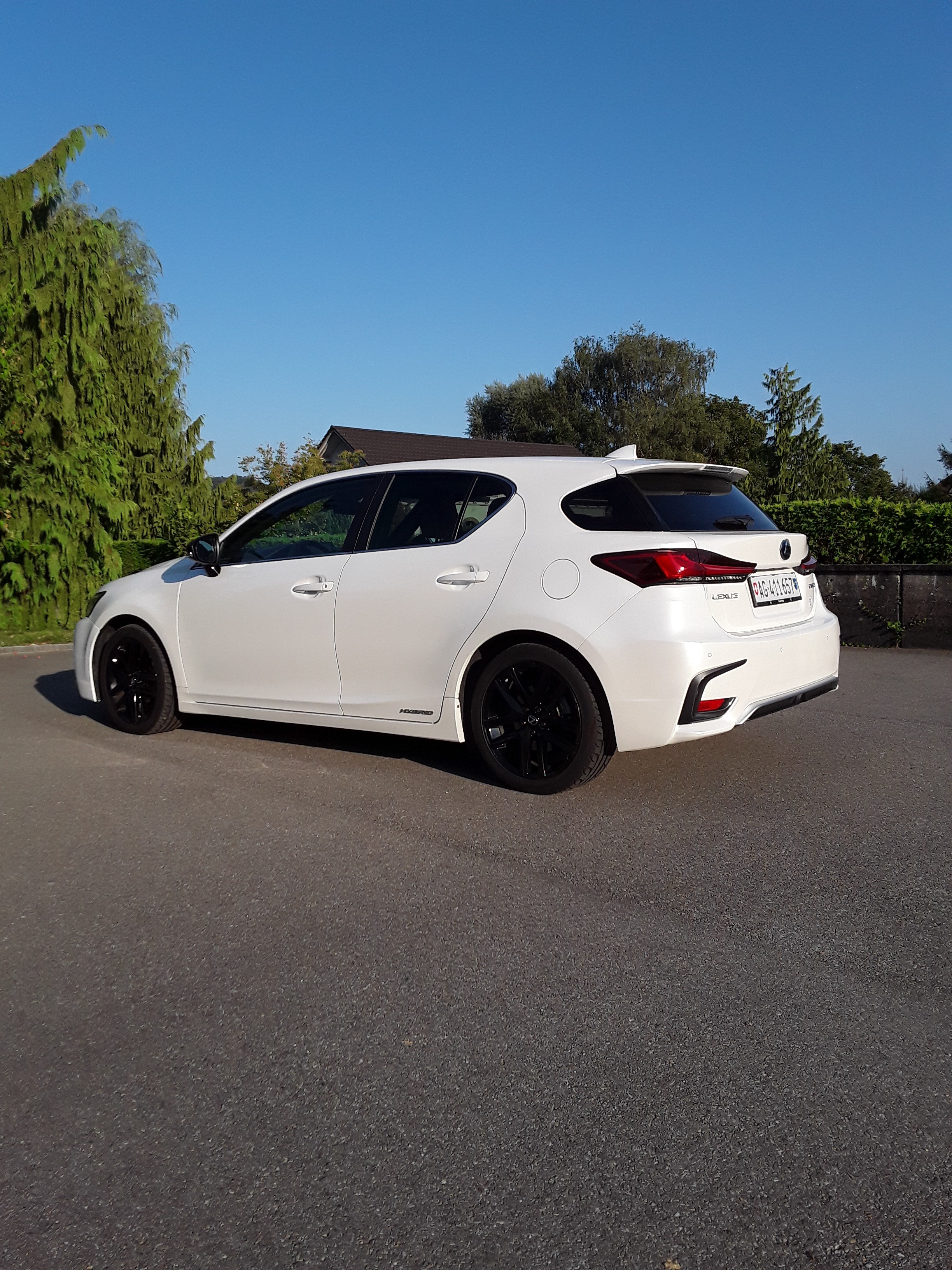 LEXUS CT 200h 1.8 NewBalance CVT