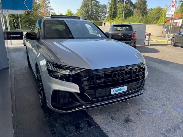 AUDI Q8 50 TDI Black Edition quattro tiptronic