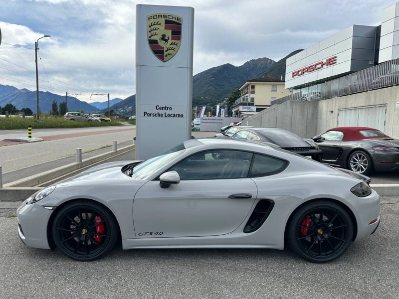 PORSCHE 718 Cayman GTS 4.0