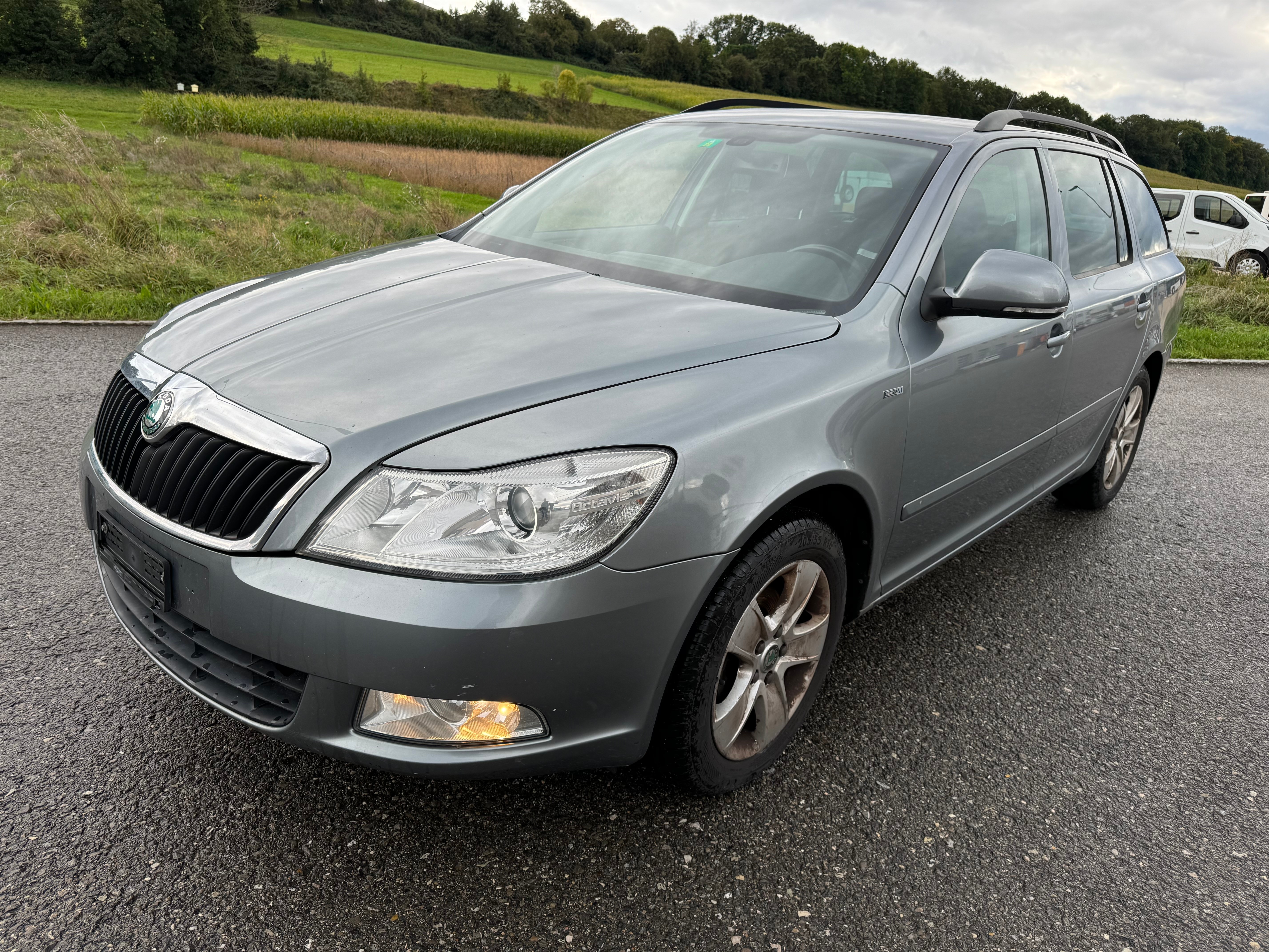 SKODA Octavia Combi 1.6 TDI Elegance 4x4