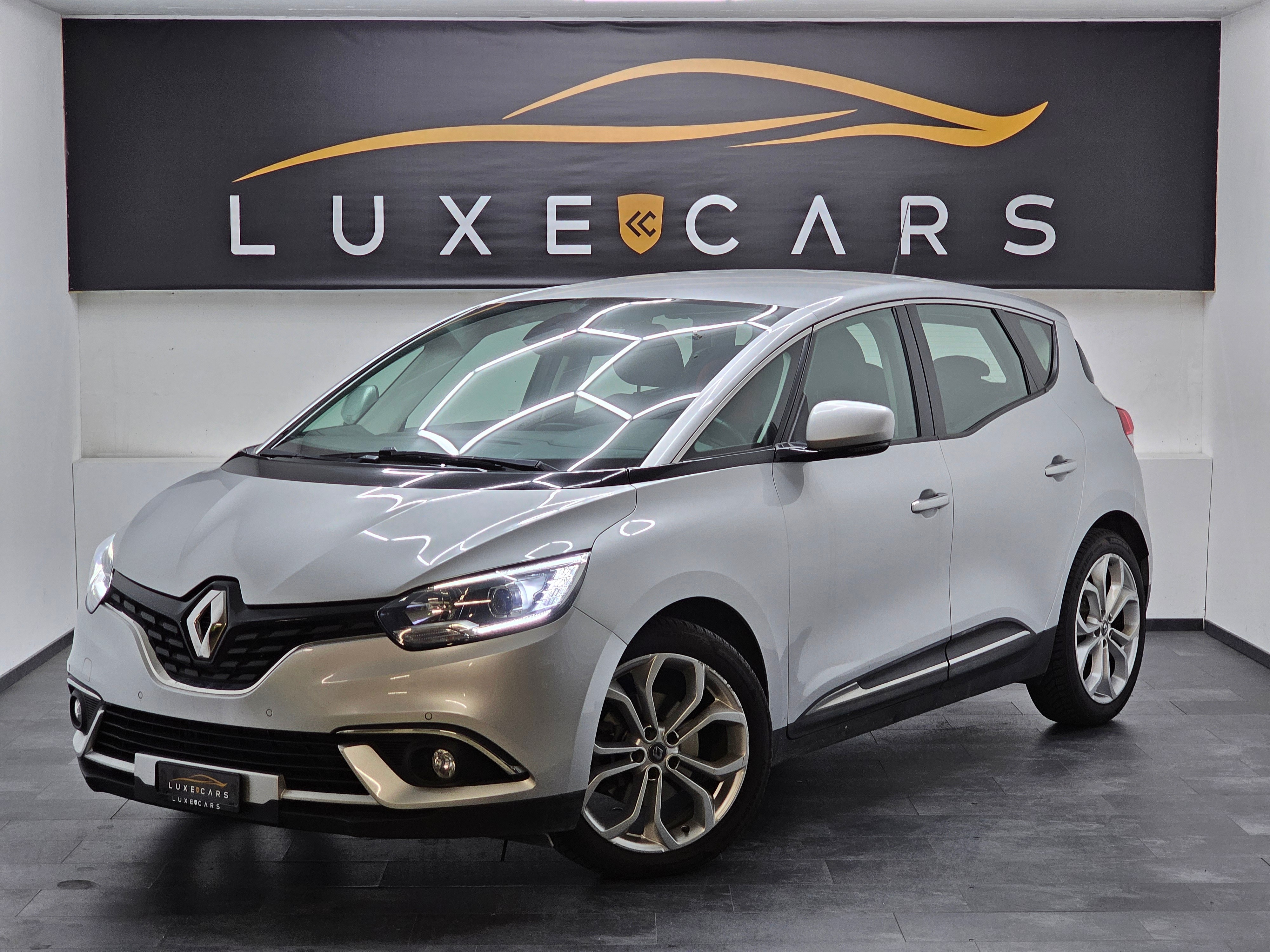 RENAULT Scénic 1.5 dCi ZEN EDC