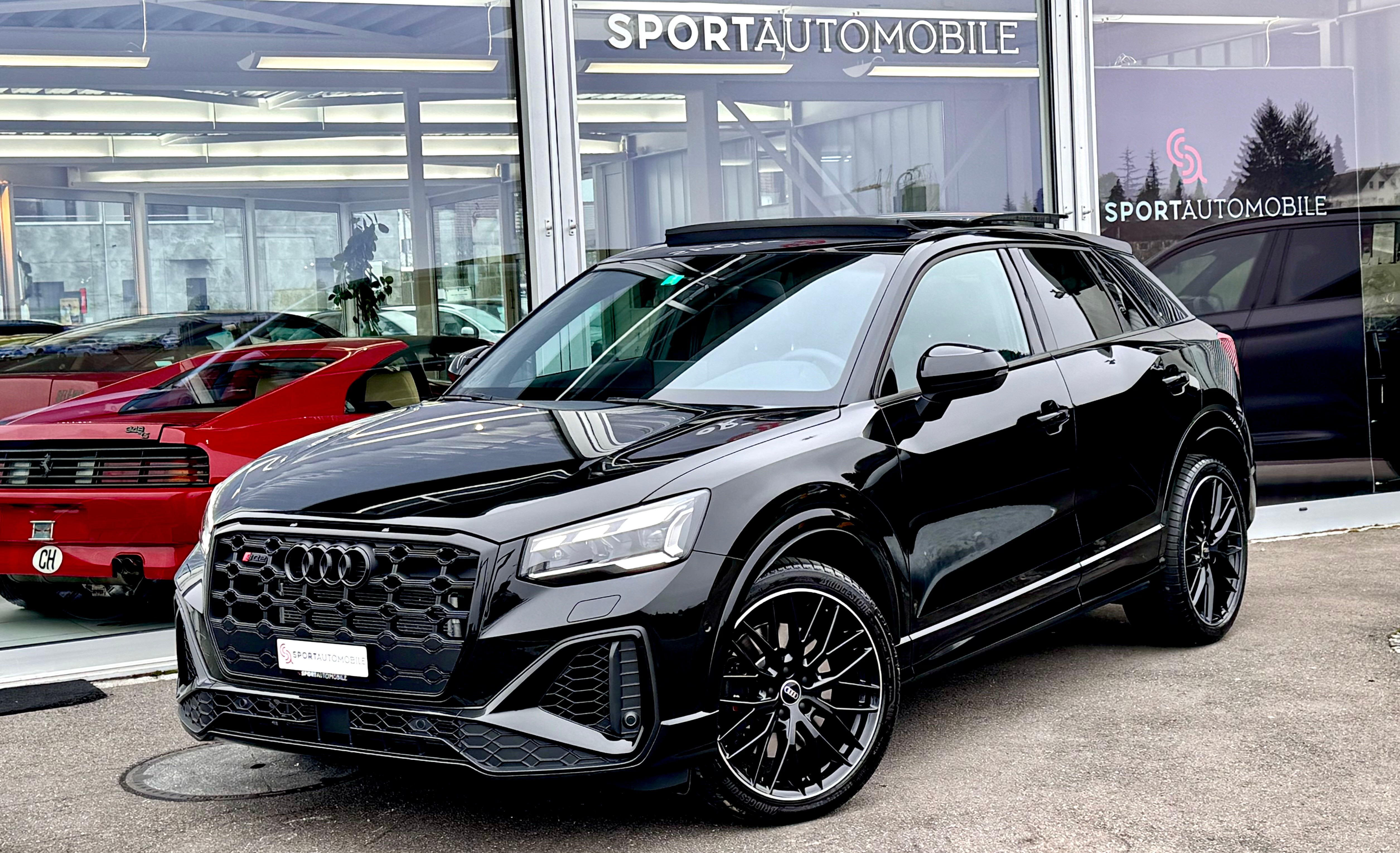 AUDI SQ2 TFSI quattro S-tronic *BLACK Edition - CH Auto - SONOS Sound - Panorama Schiebedach*