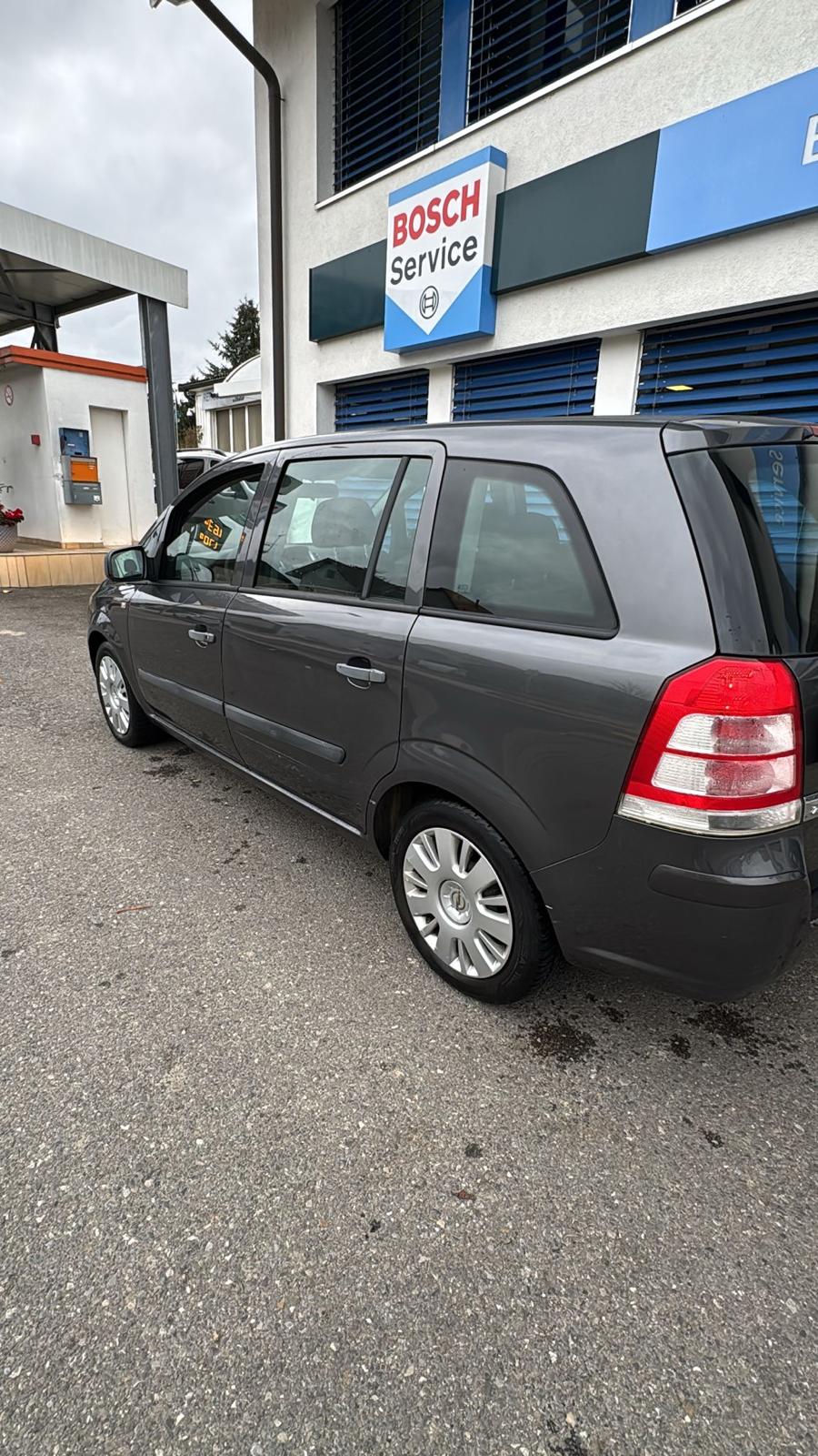 OPEL Zafira 1.8i 16V Enjoy