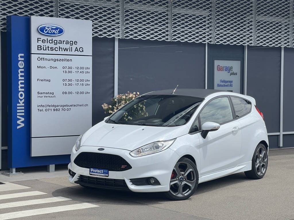 FORD Fiesta 1.6 EcoB ST-2