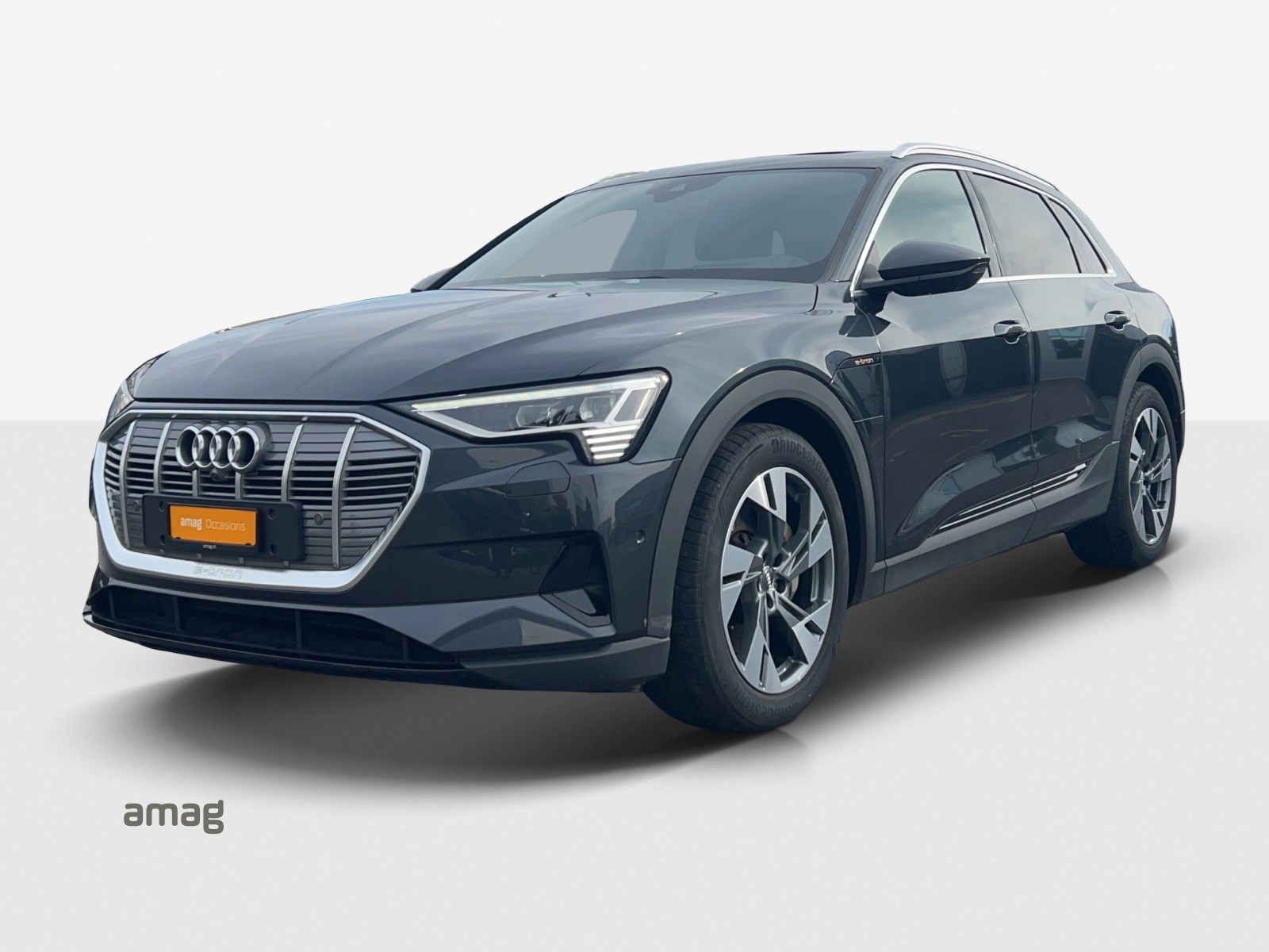 AUDI e-tron 50 quattro