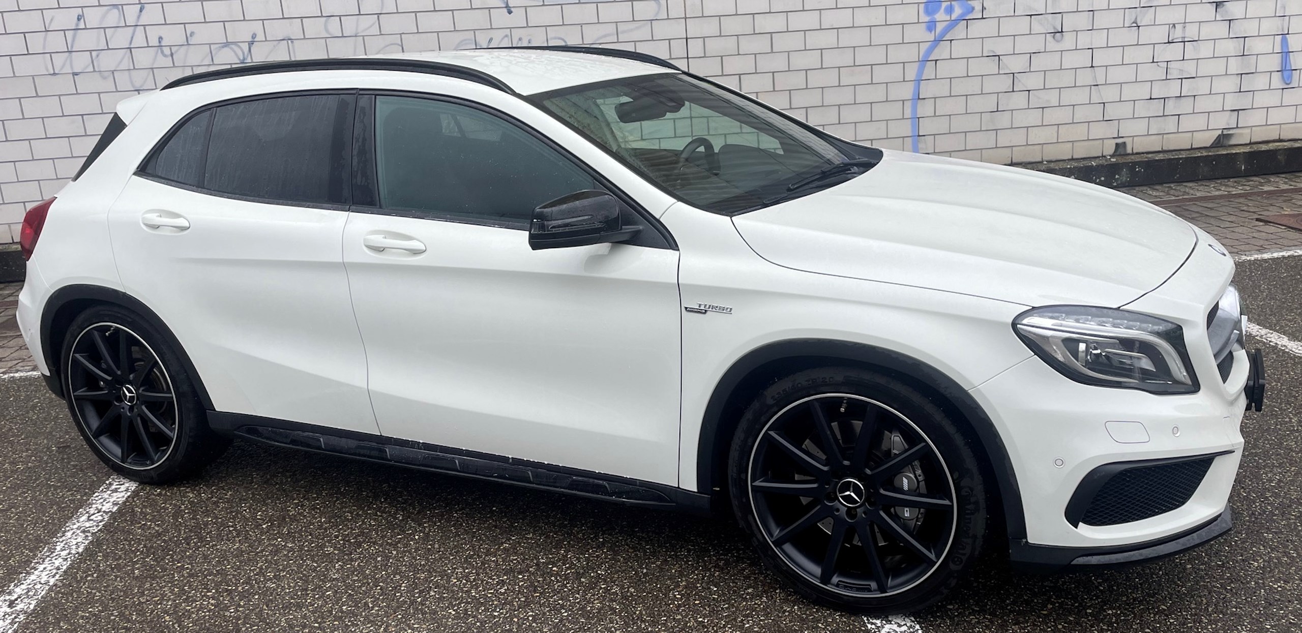 MERCEDES-BENZ GLA 45 AMG 4Matic 7G-DCT