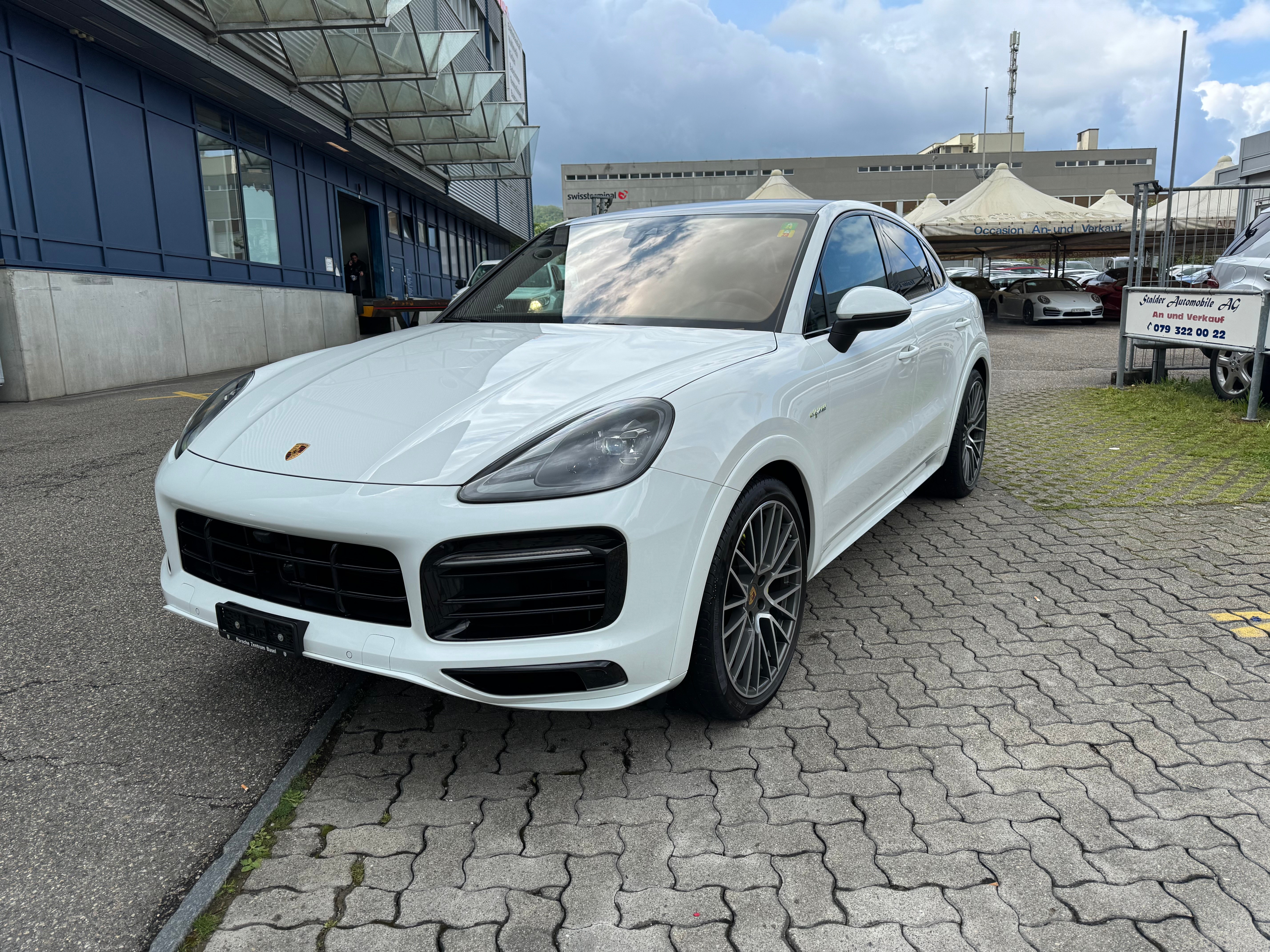 PORSCHE Cayenne Coupé E-Hybrid