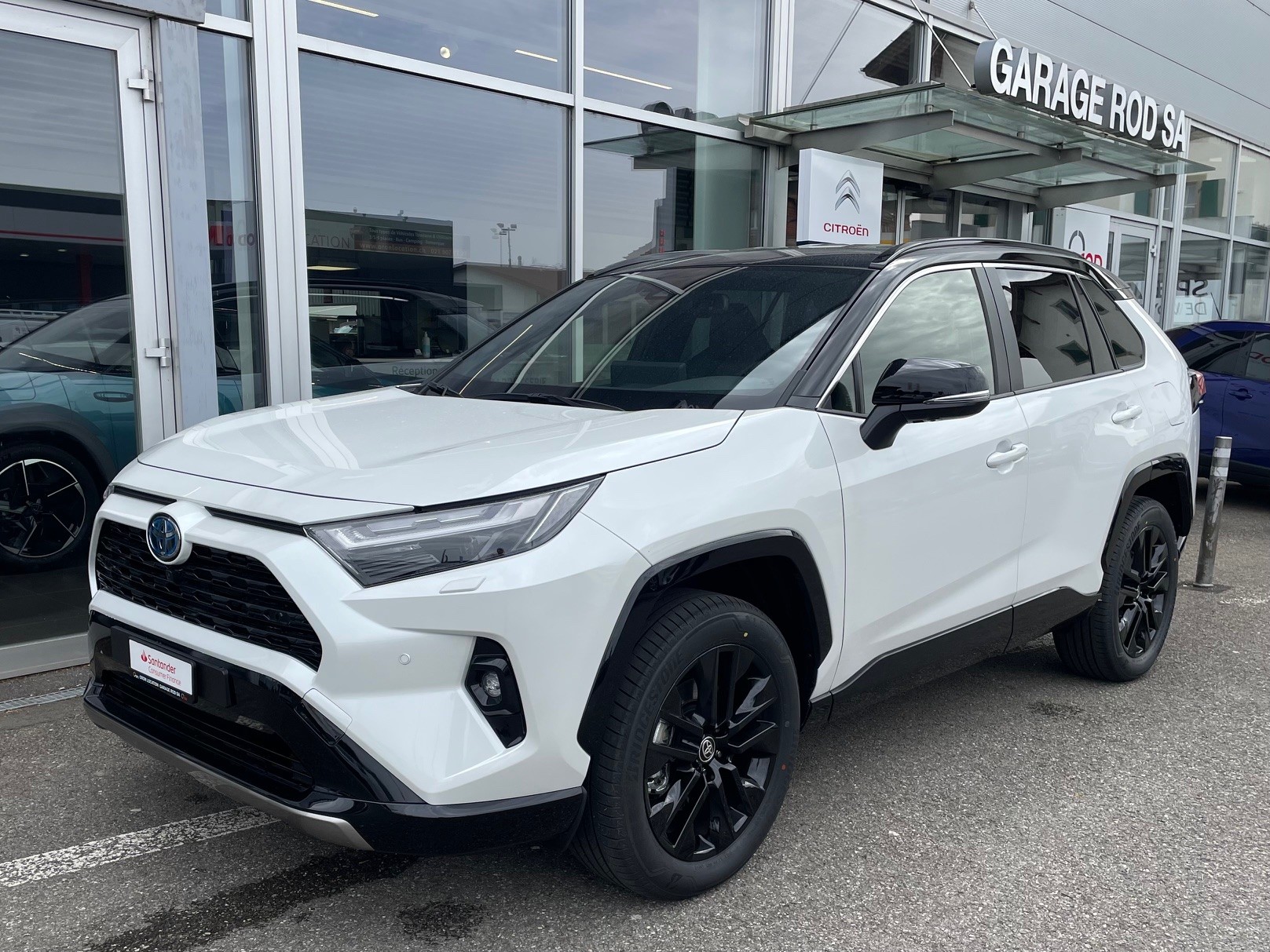 TOYOTA RAV-4 2.5 HSD Style e-CVT 4WD