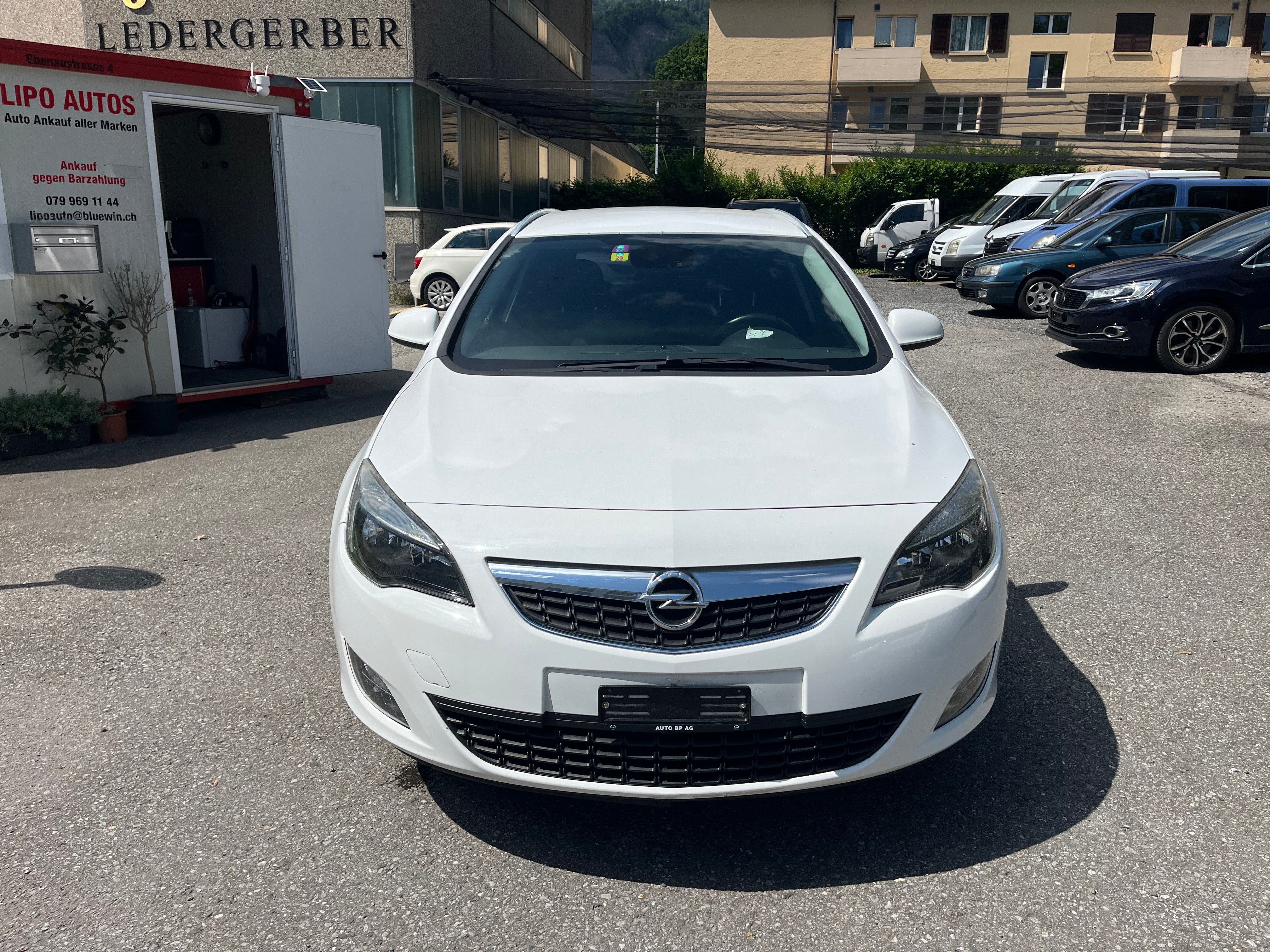 OPEL Astra SportsTourer 1.6i 16V Turbo Sport