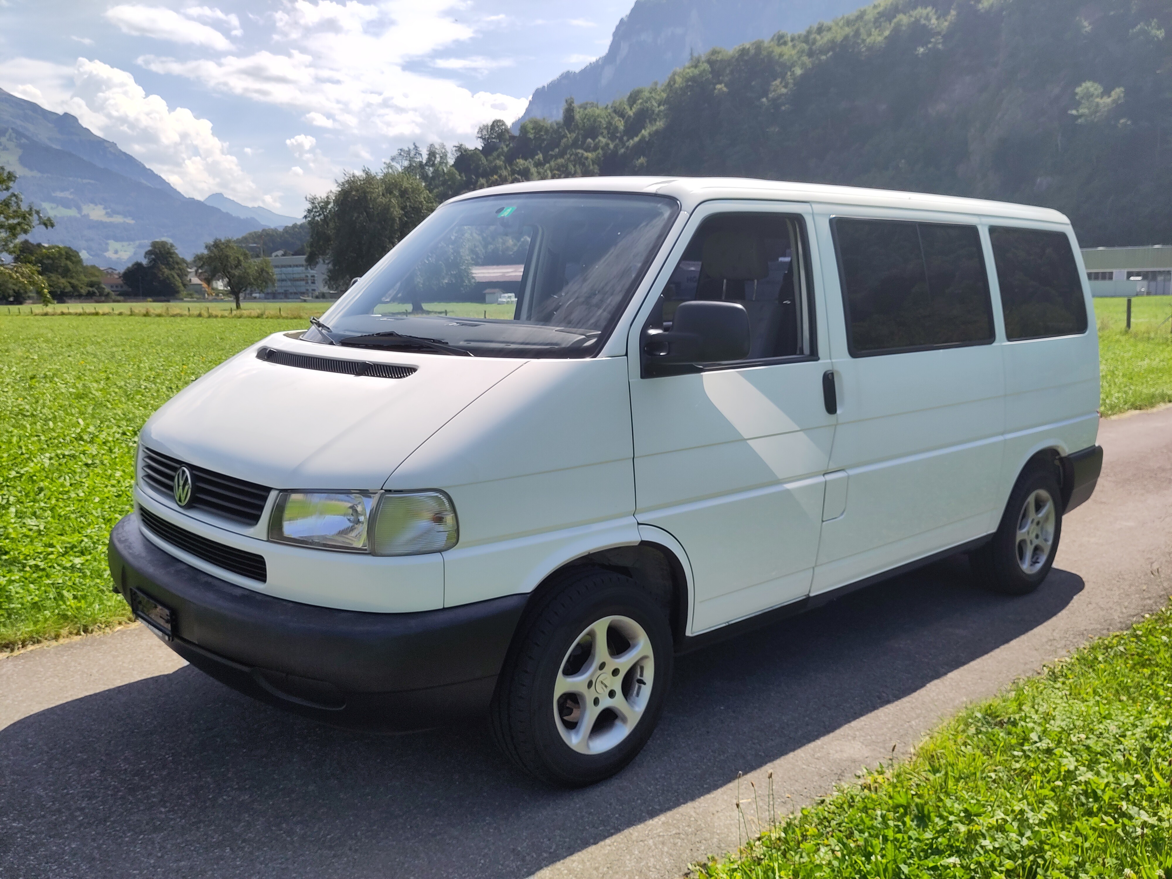 VW T4 Caravelle 2.5 ABS