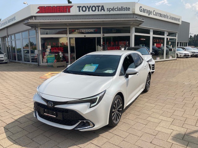 TOYOTA Corolla 1.8 HSD Trend e- CVT