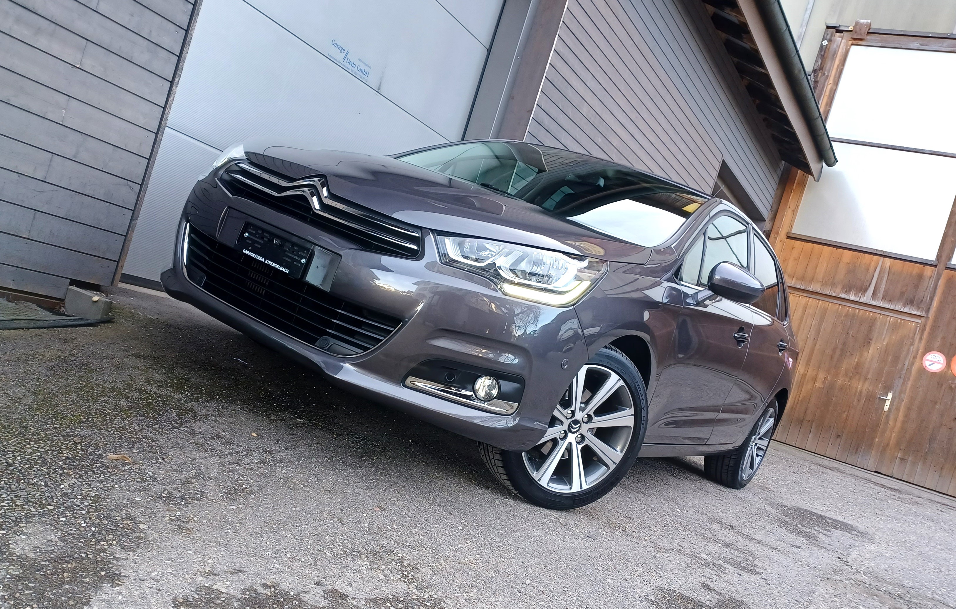 CITROEN C4 1.2 Pure Tech Shine Automatic