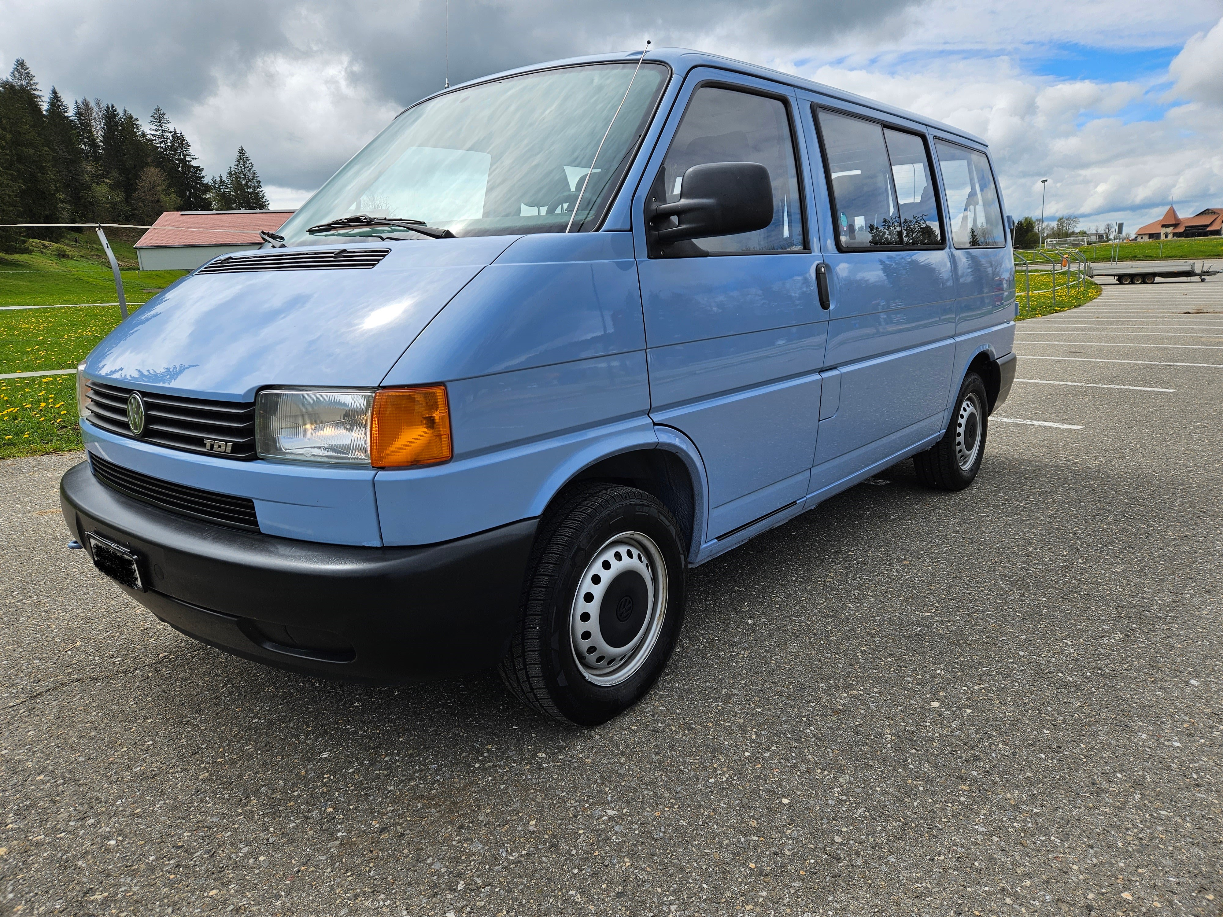 VW T4 2.5TDI CARAVELLE 9 SITZE AUTOMAT