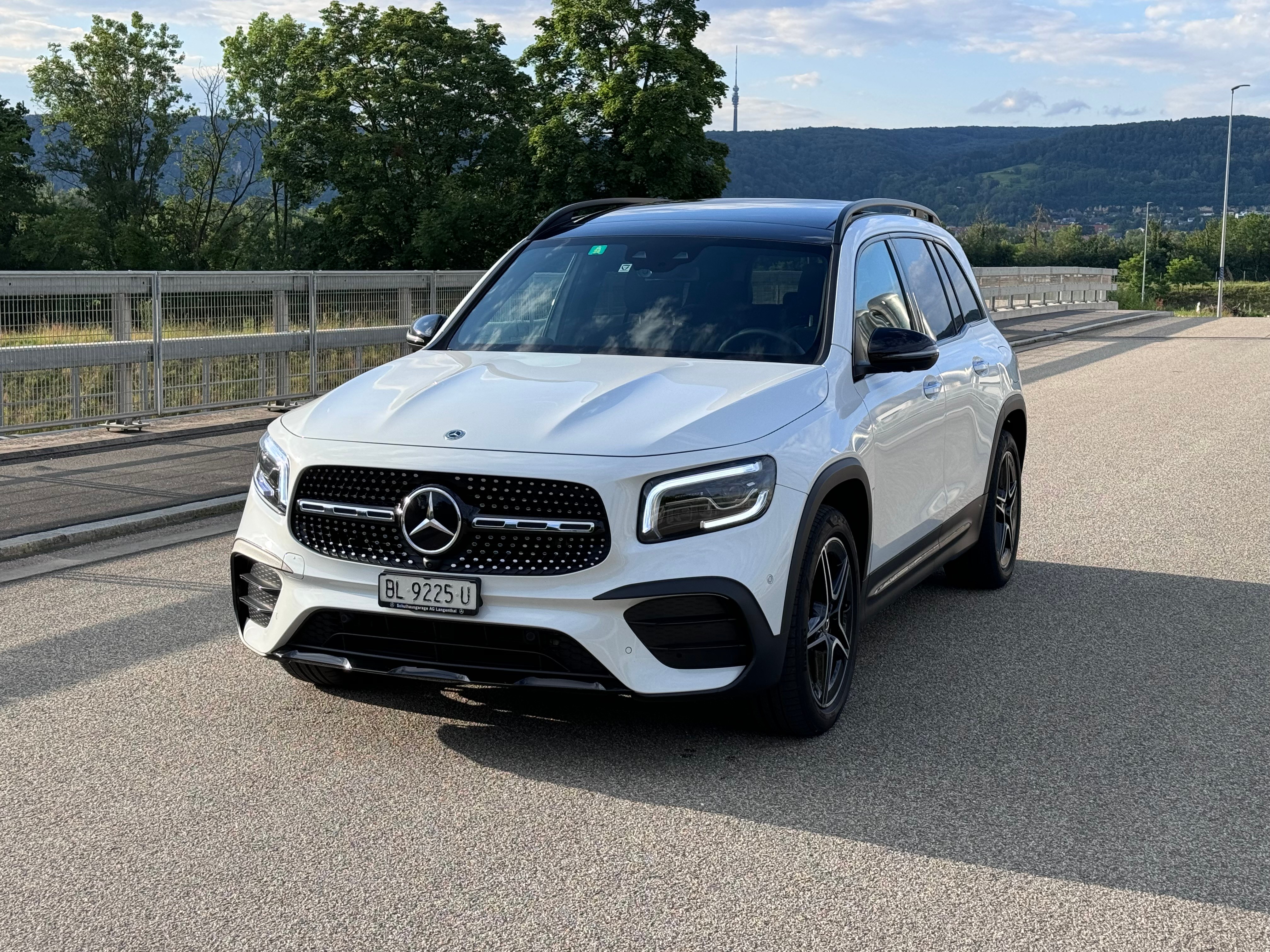 MERCEDES-BENZ GLB 220 d 4Matic AMG Line 8G-Tronic