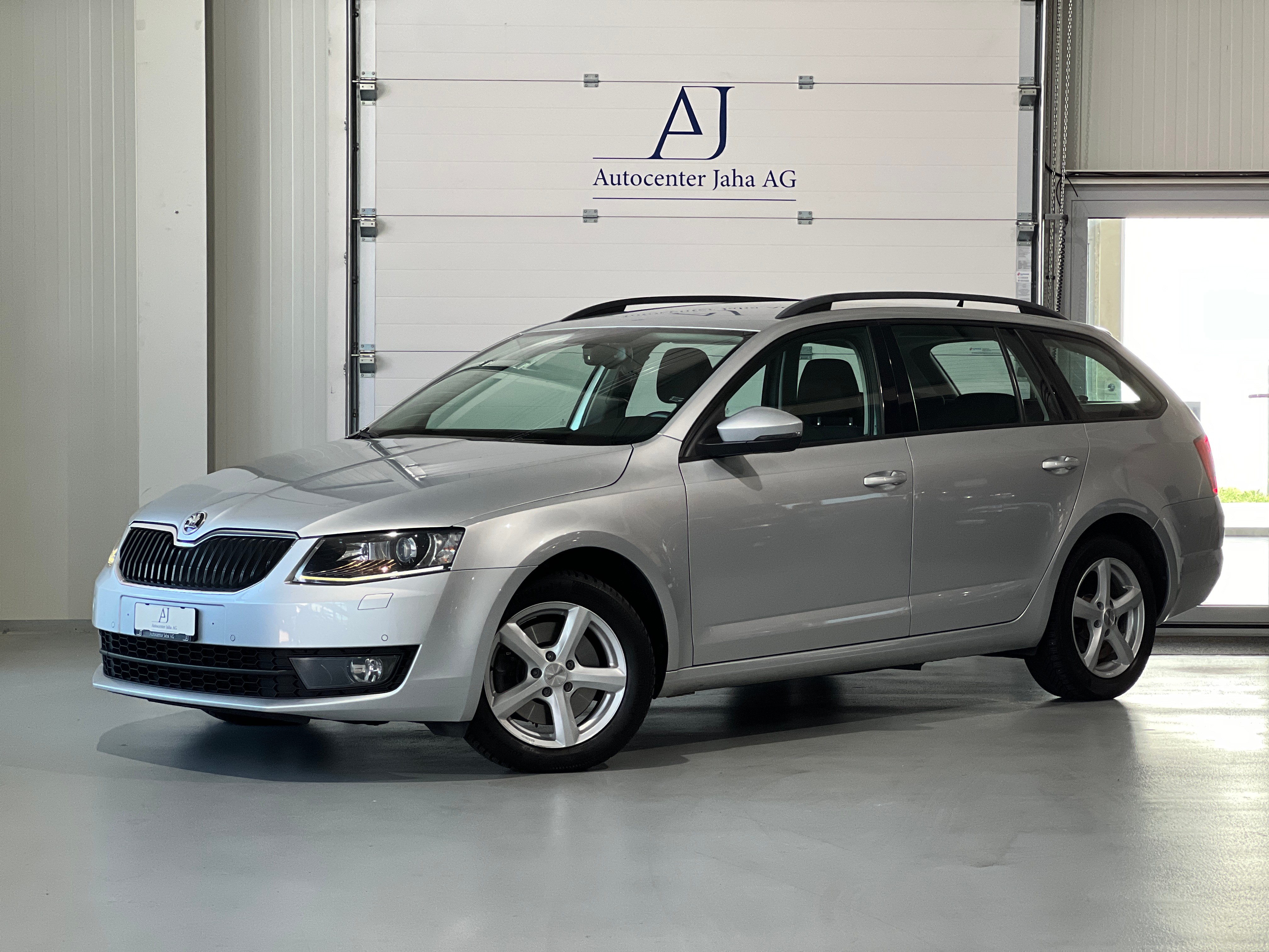 SKODA Octavia Combi 2.0 TDI Style 4x4 DSG