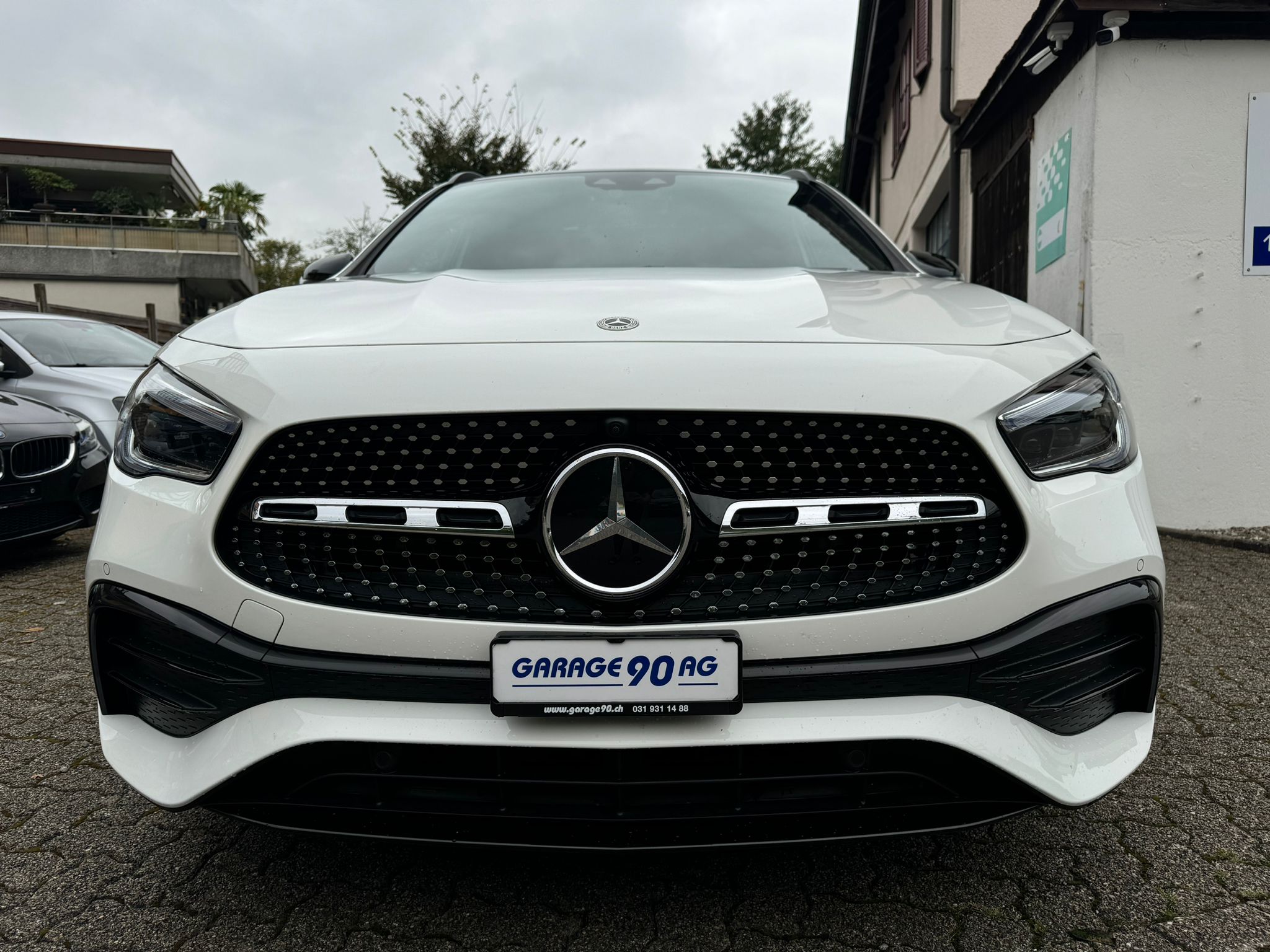 MERCEDES-BENZ GLA 250 4Matic AMG Line 8G-DCT