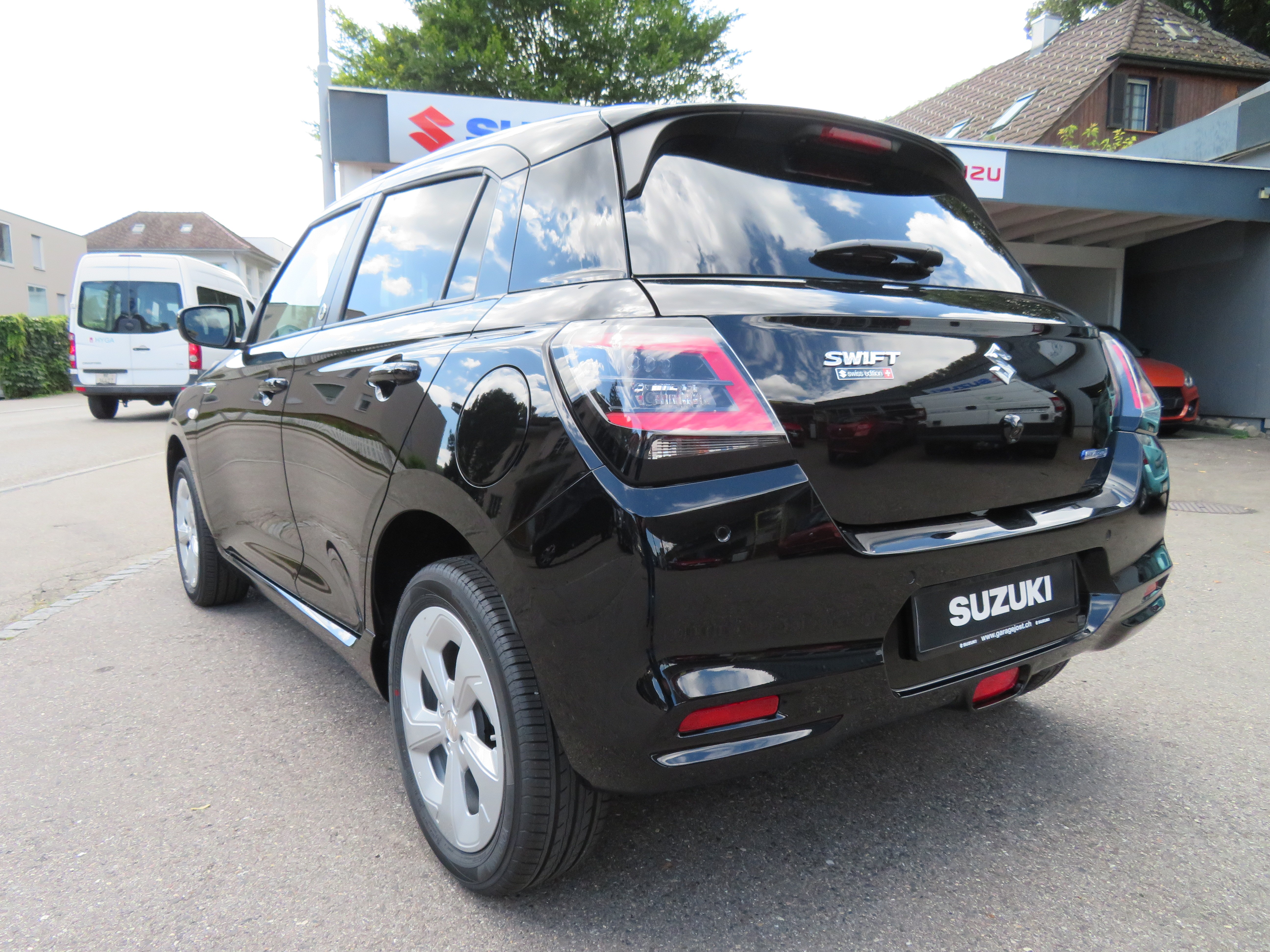 SUZUKI Swift 1.2 1st Edition Hybrid 4x4