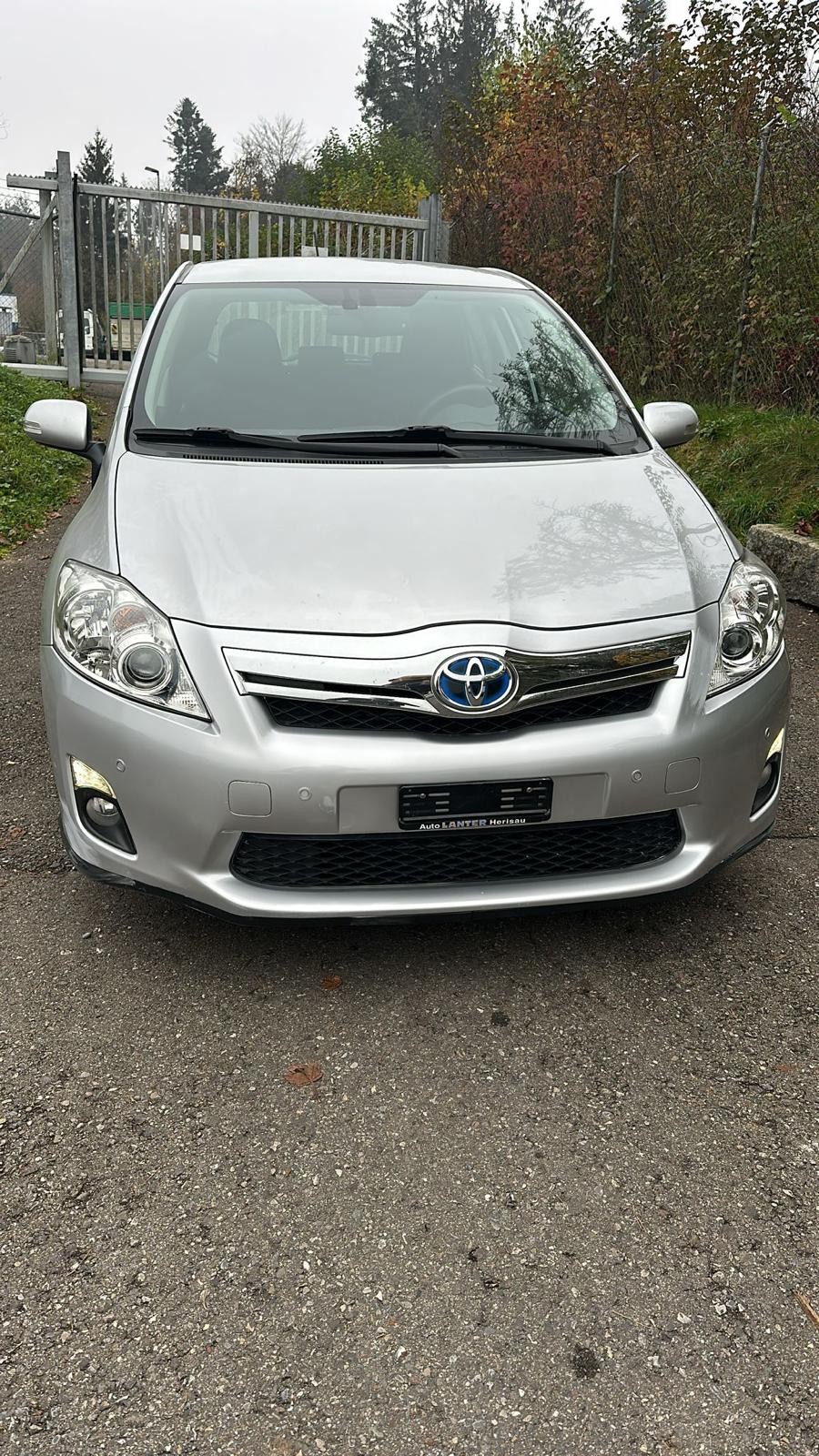 TOYOTA Auris 1.8 16V HSD Linea Sol Premium