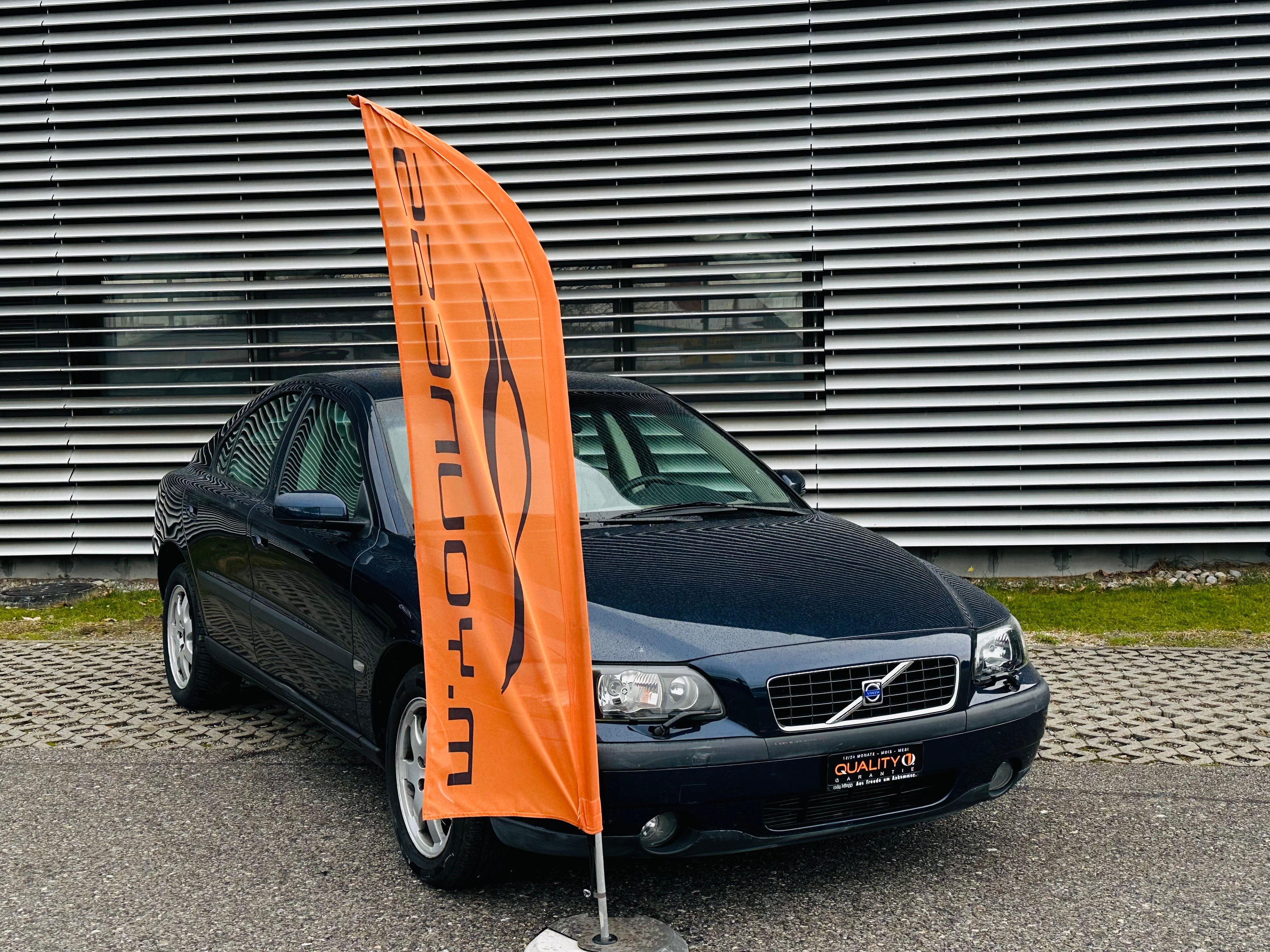 VOLVO S60 2.5T AWD