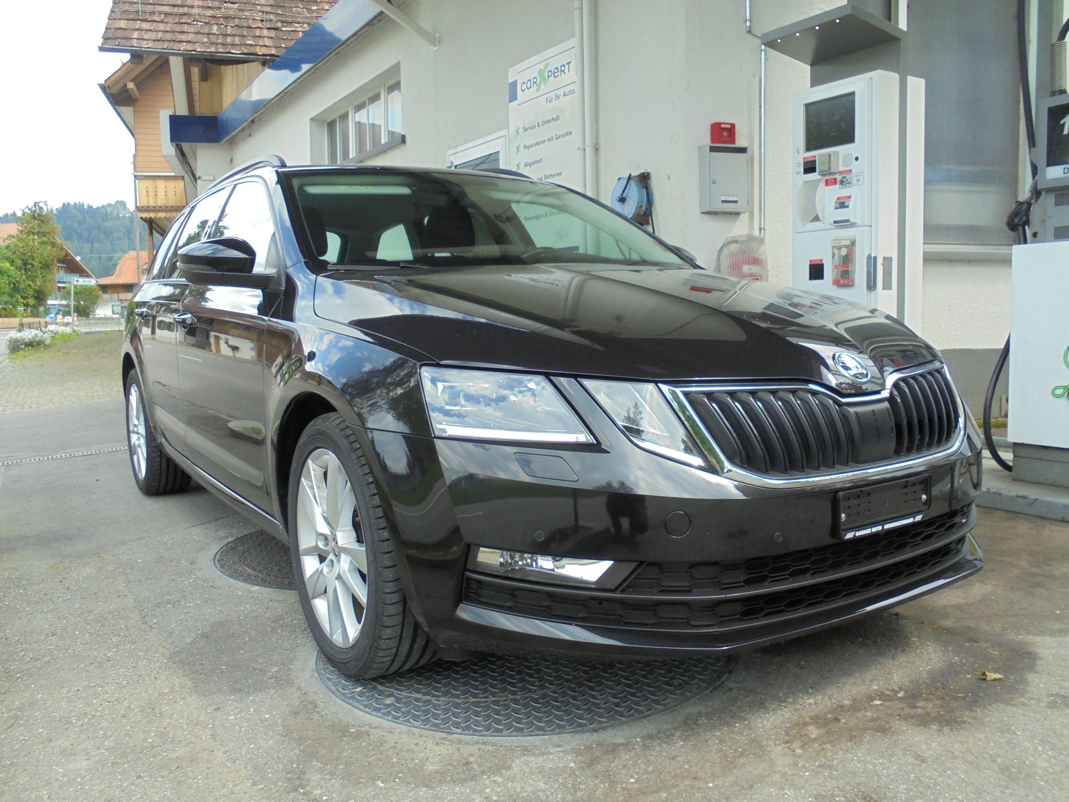 SKODA Octavia Combi 2.0 TDI Ambition DSG