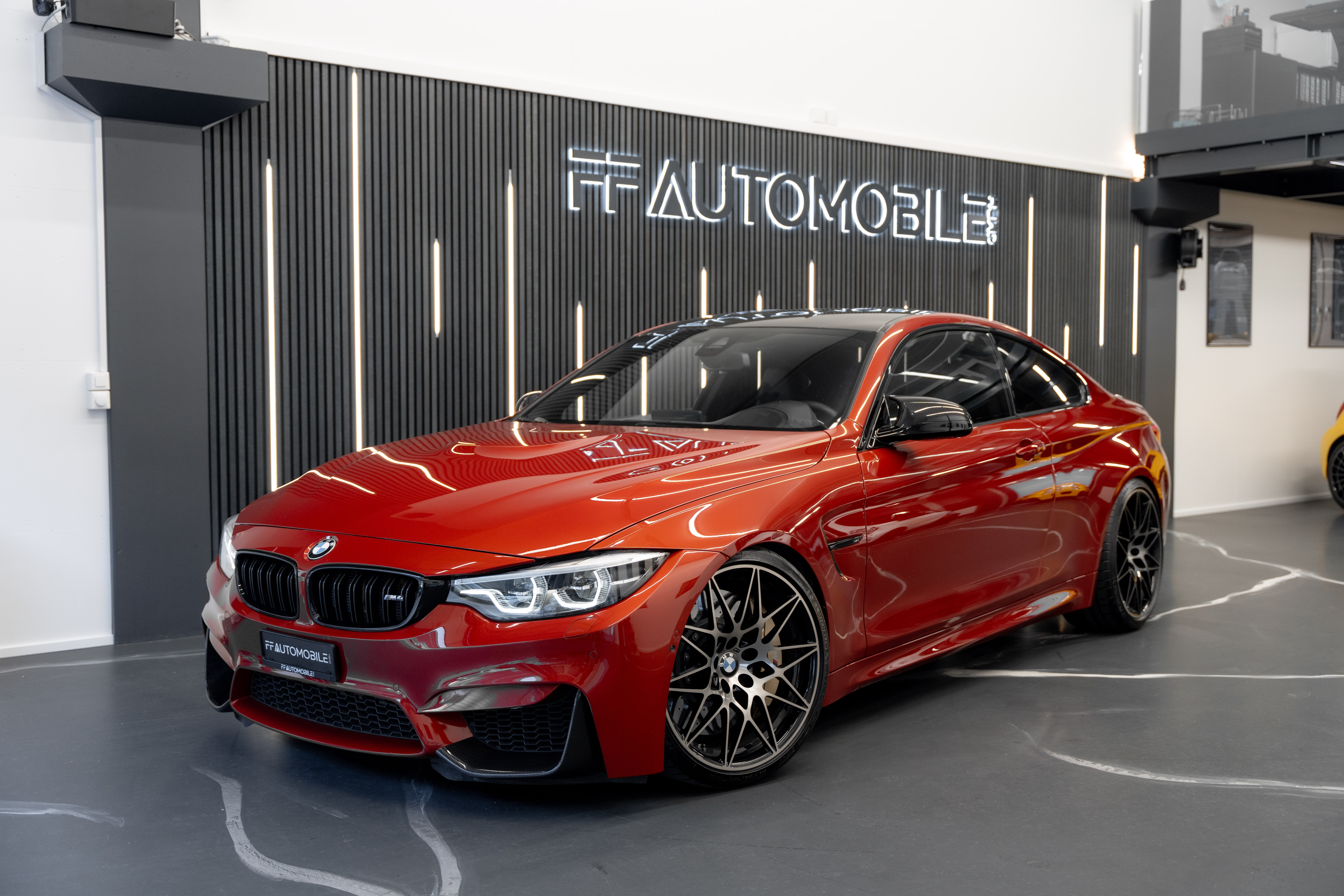 BMW M4 Coupé Competition DKG