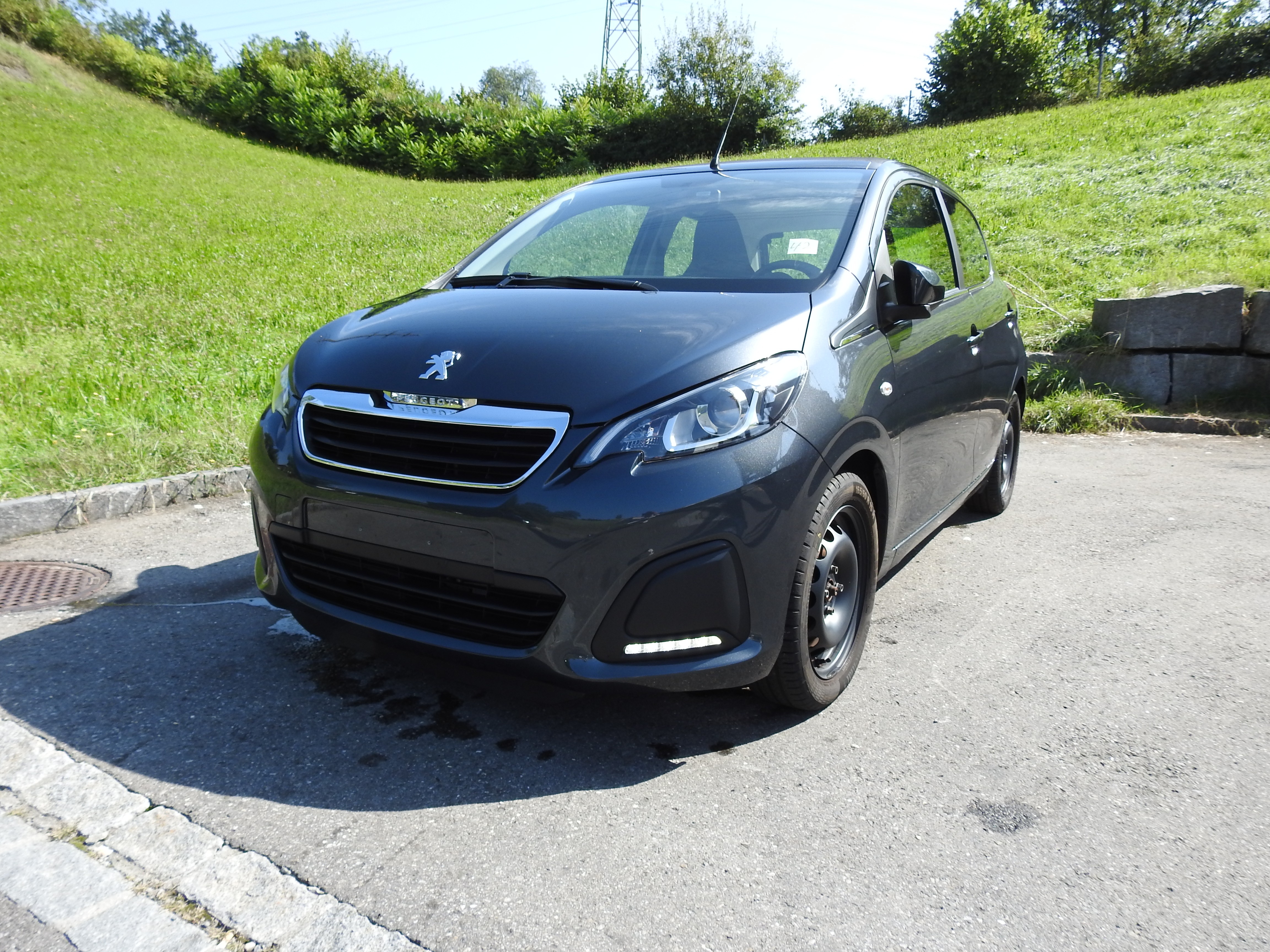 PEUGEOT 108 1.0 VTi Active Top