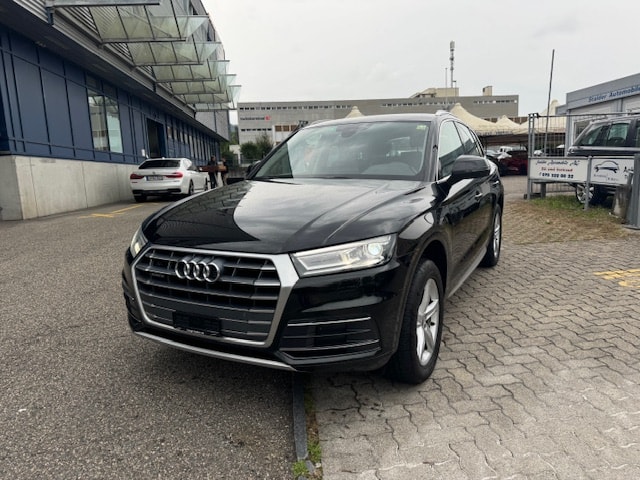 AUDI Q5 2.0 TDI sport quattro S-tronic