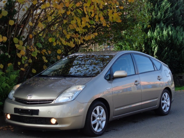 TOYOTA Prius 1.5 16V Hybrid