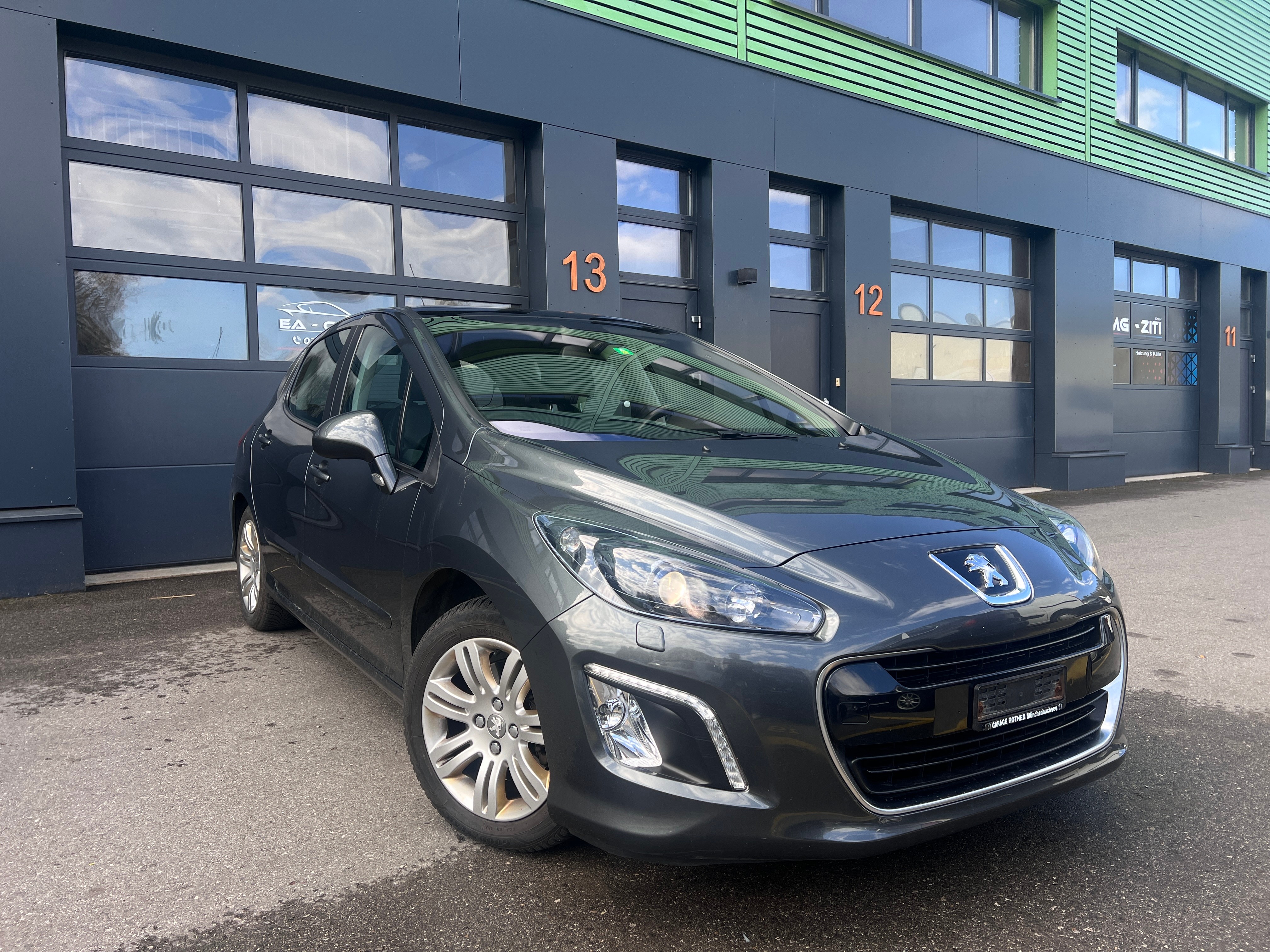 PEUGEOT 308 2.0 HDI Allure