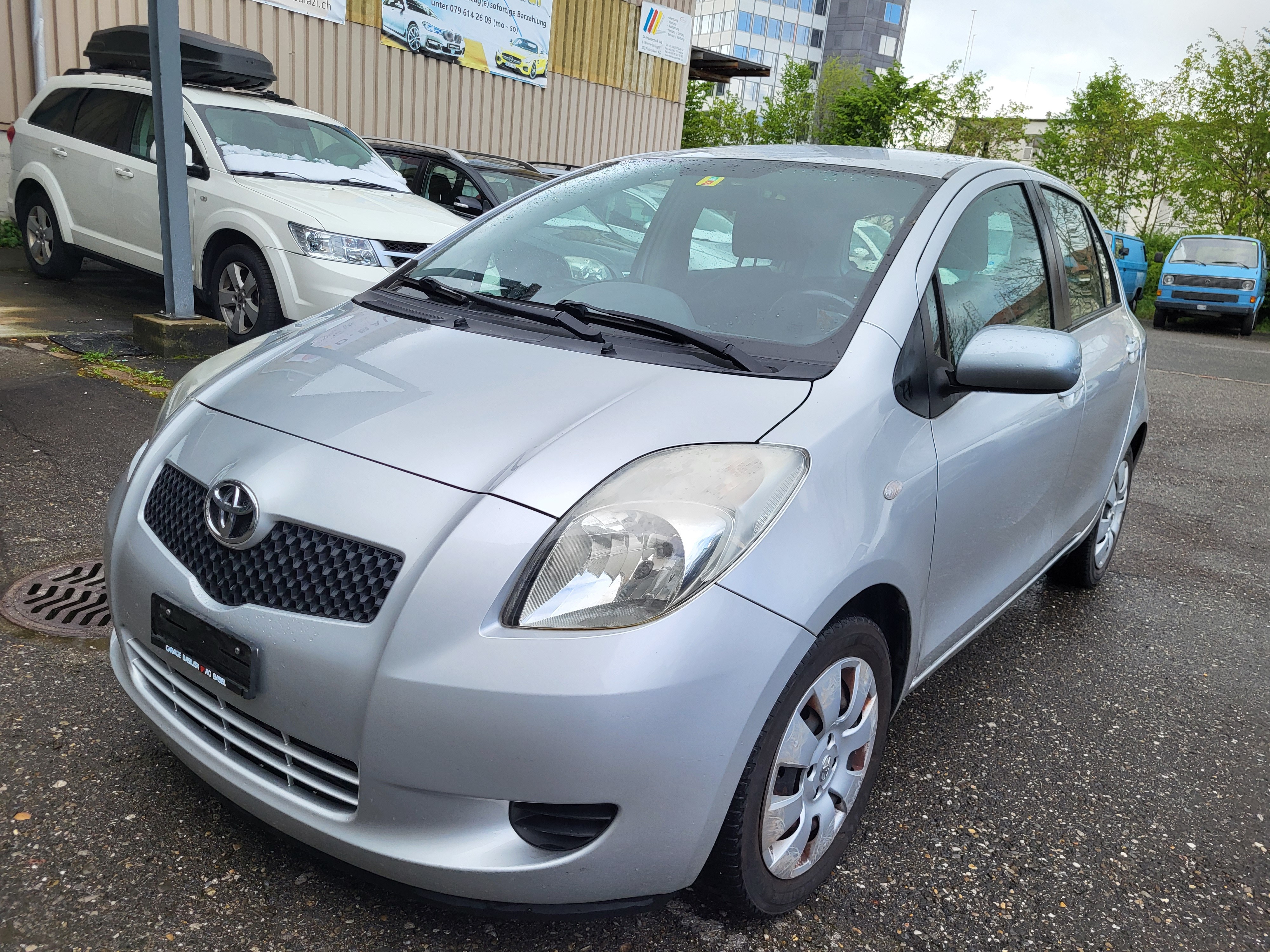 TOYOTA Yaris 1.3 Linea Luna